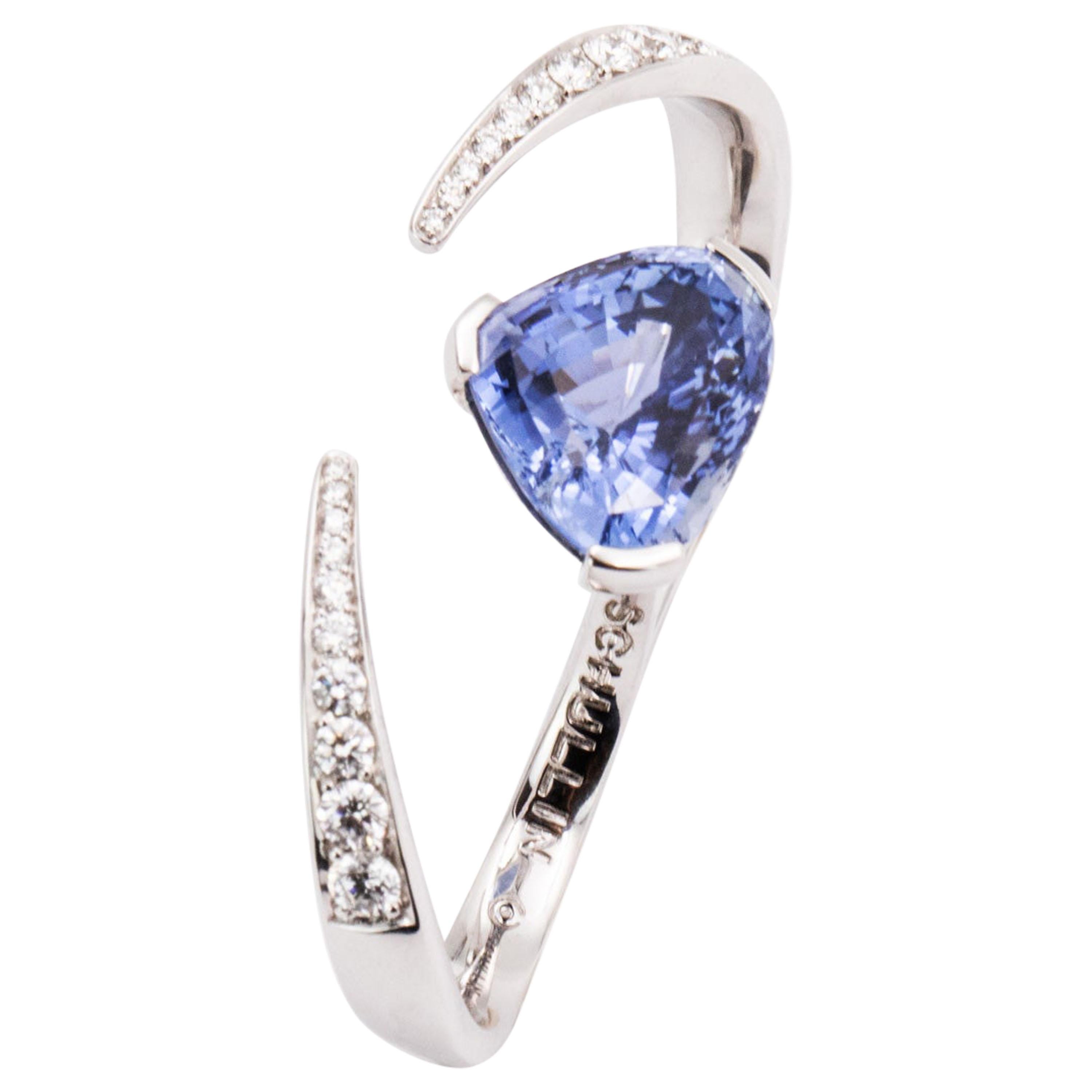 8.97 Carat Pear-Shaped Blue Sapphire and Diamond Cocktail Ring For Sale