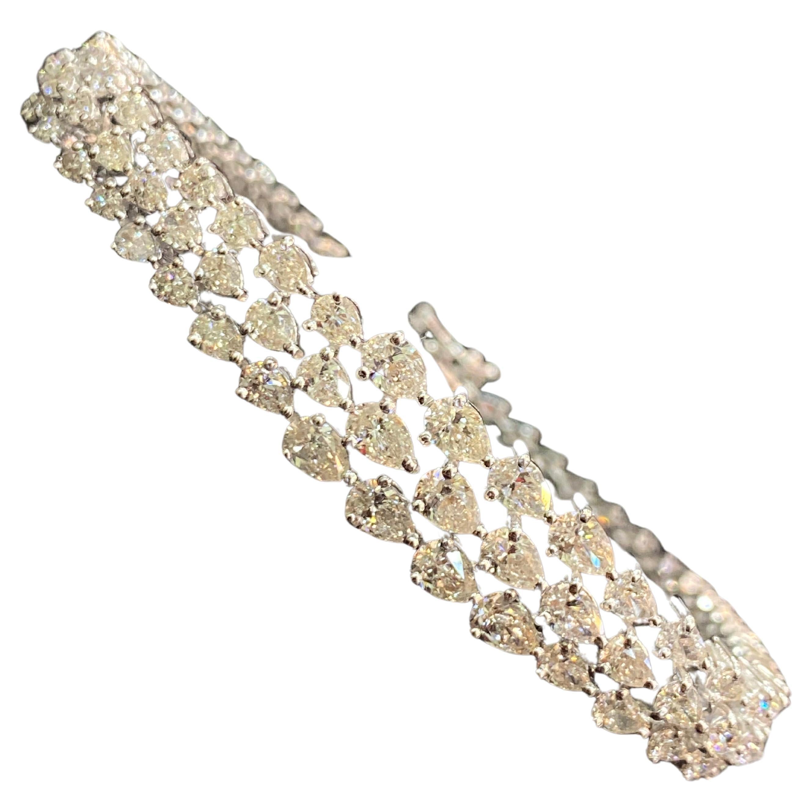 8.97 Carats F/VS1 Pear Shape Natural Diamonds Multi Row Tennis Bracelet 18K Gold For Sale