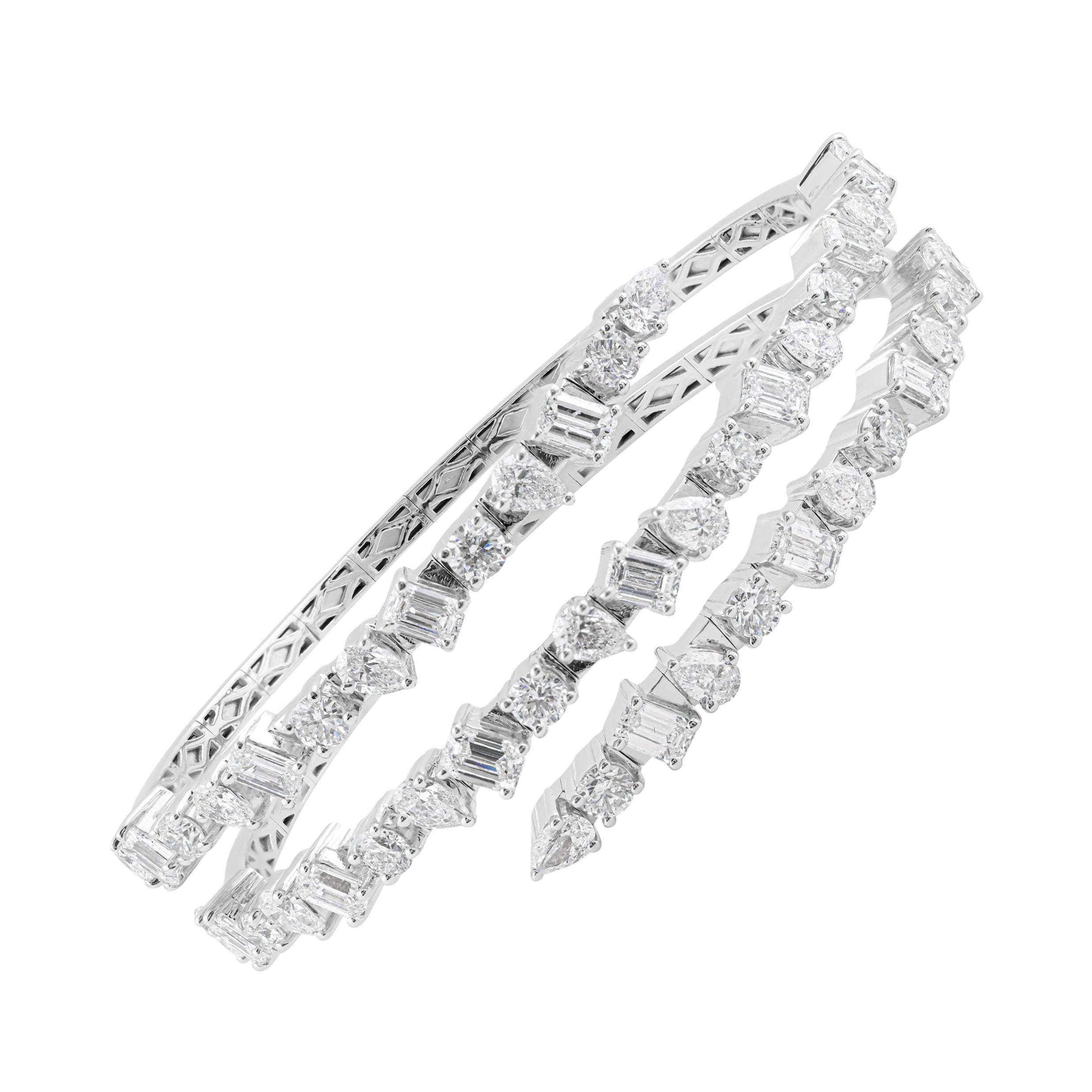 8.99 Carat SI/H Multi Shape Diamond Spiral Bangle Bracelet 14 Karat White Gold For Sale