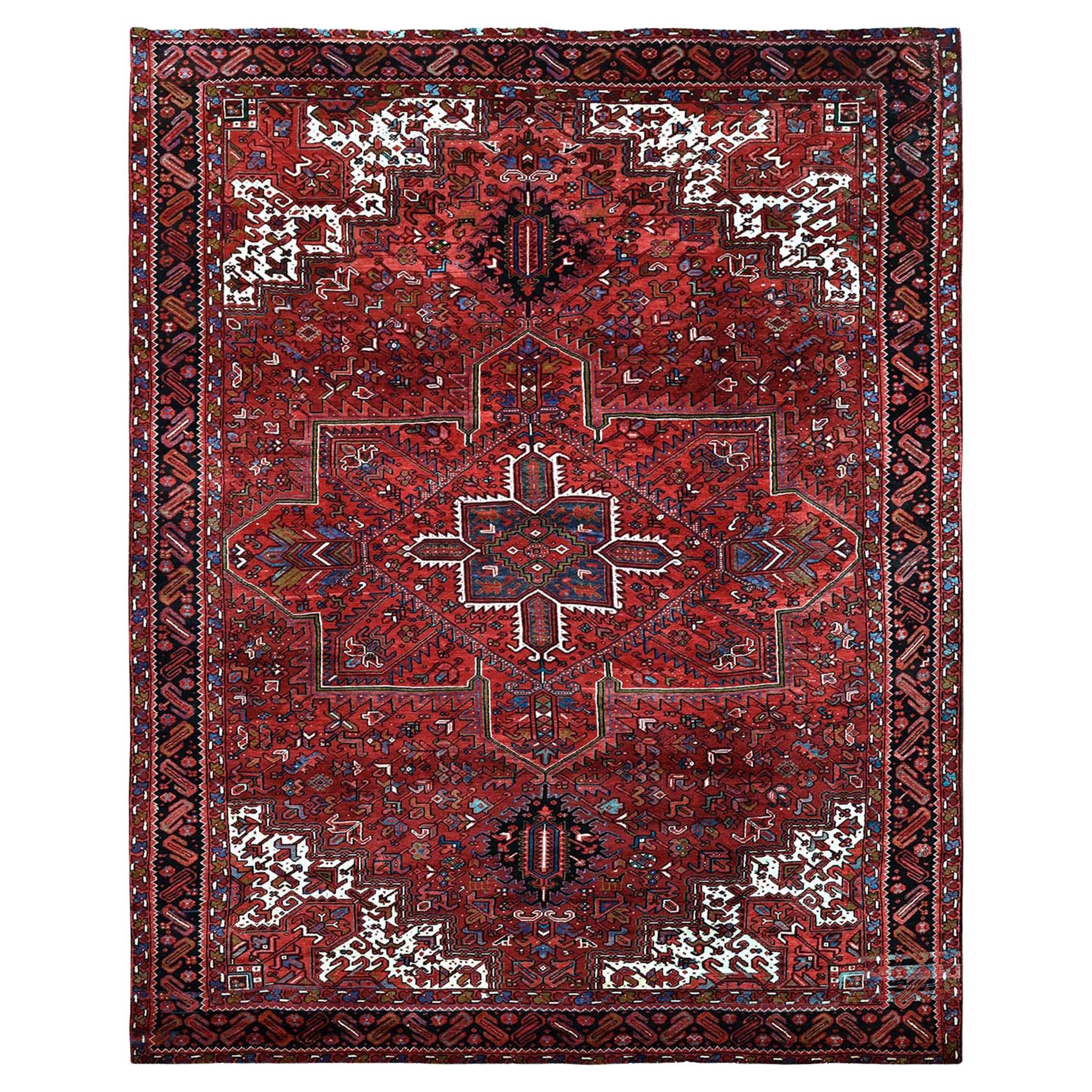 8'9"x10'4" Red Vintage Persian Heriz with Medallion Design Wool Hand Knotted Rug