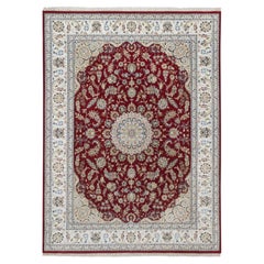 8'9"x11'10" Red Nain with Medallion Design Hand Knotted 250 KPSI Wool & Silk Rug