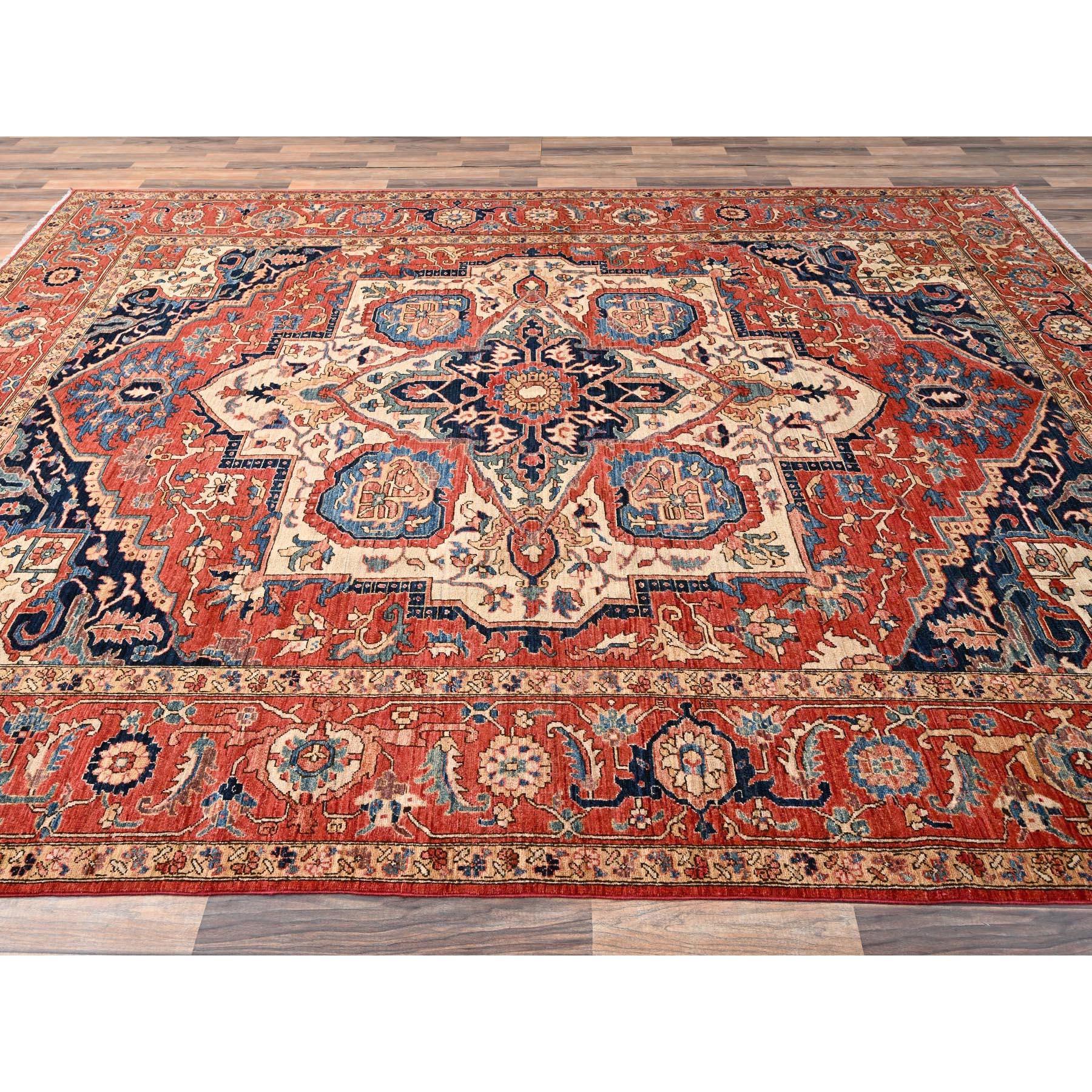 Noué à la main 8'9 