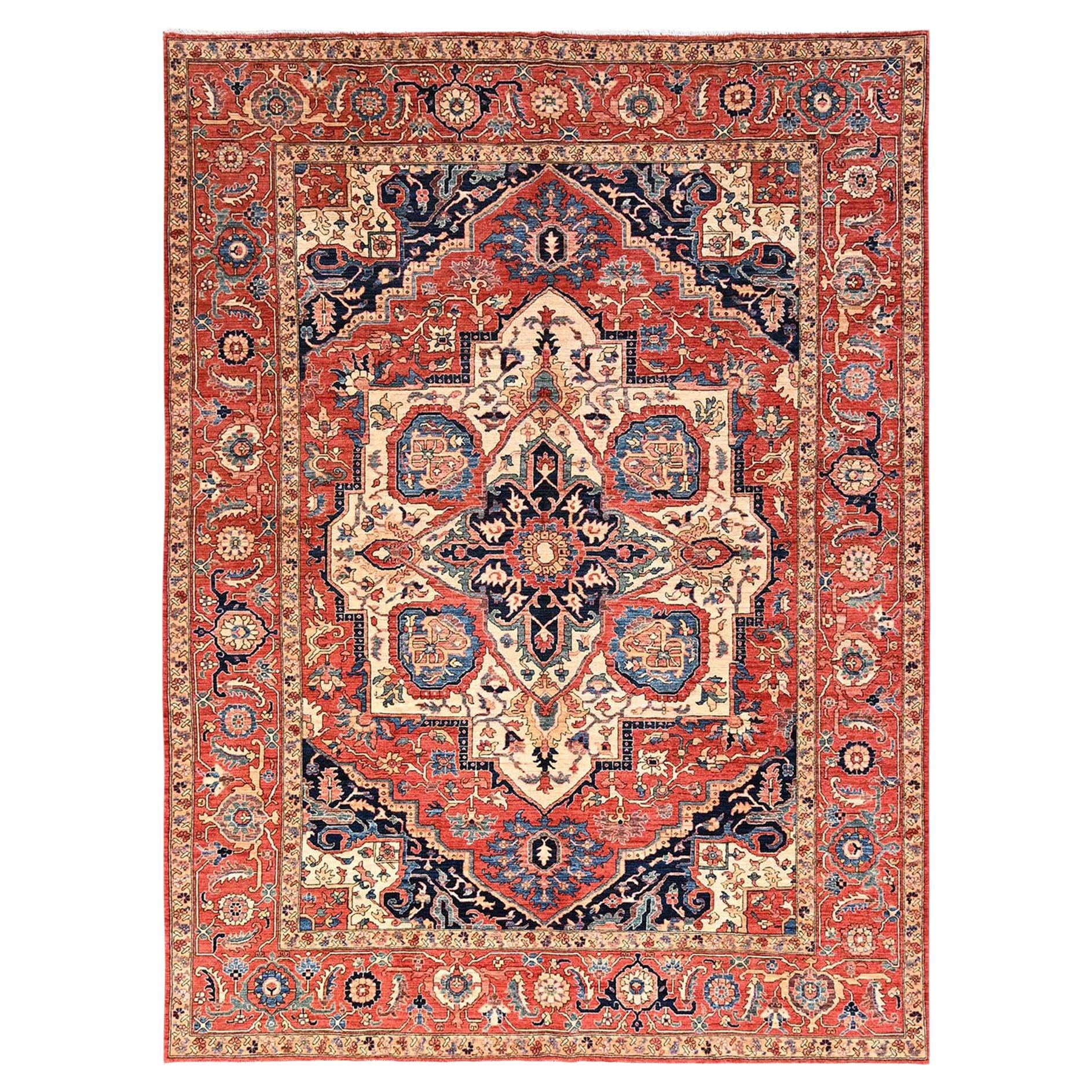 8
9 "x12
 Tapis en laine noué à la main Serapi Heriz rouge avec un grand médaillon.