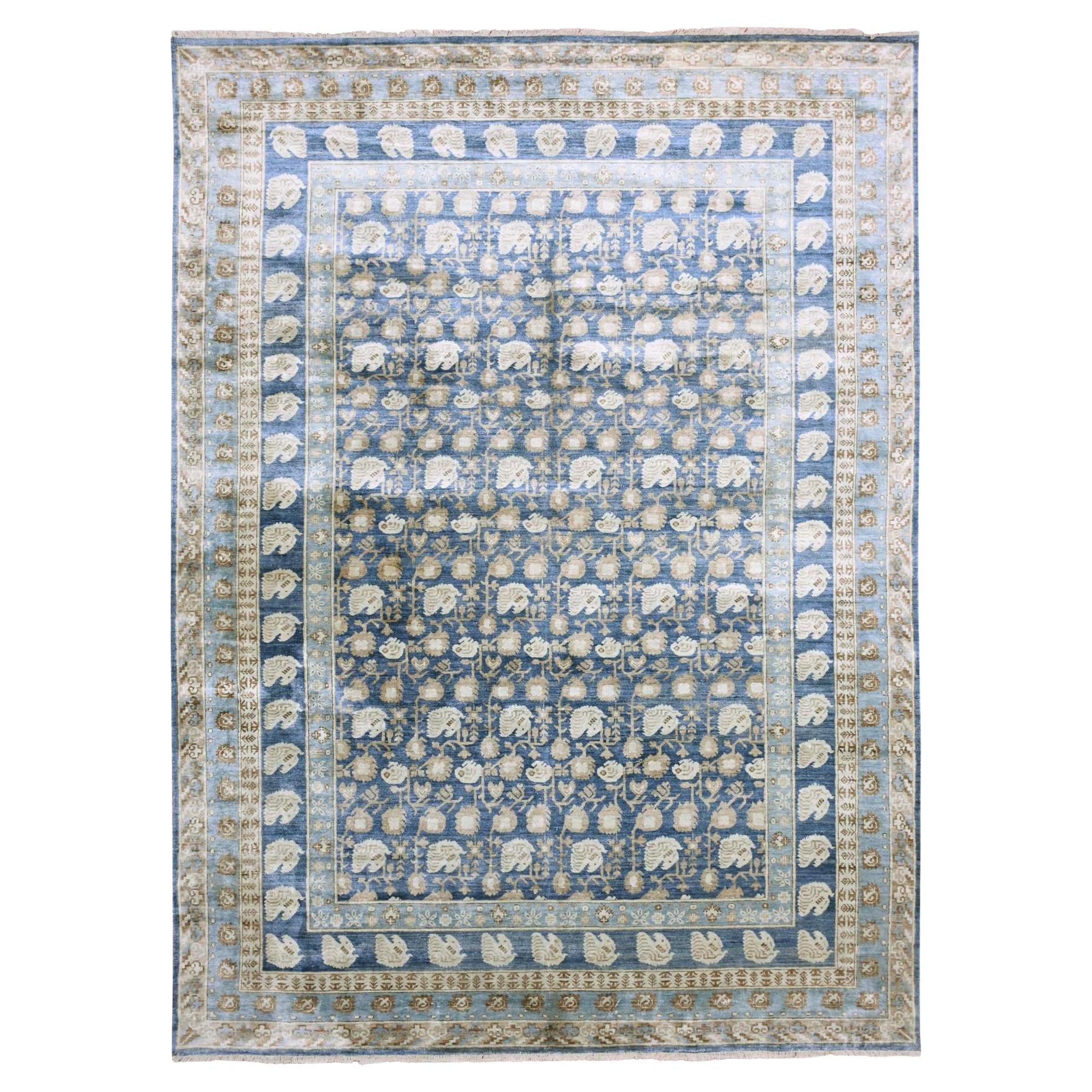 8
9 "x12
 Bleu Yale, Tapis d
Orient noué à la main 100% pure soie véritable Khotan Design Rugs