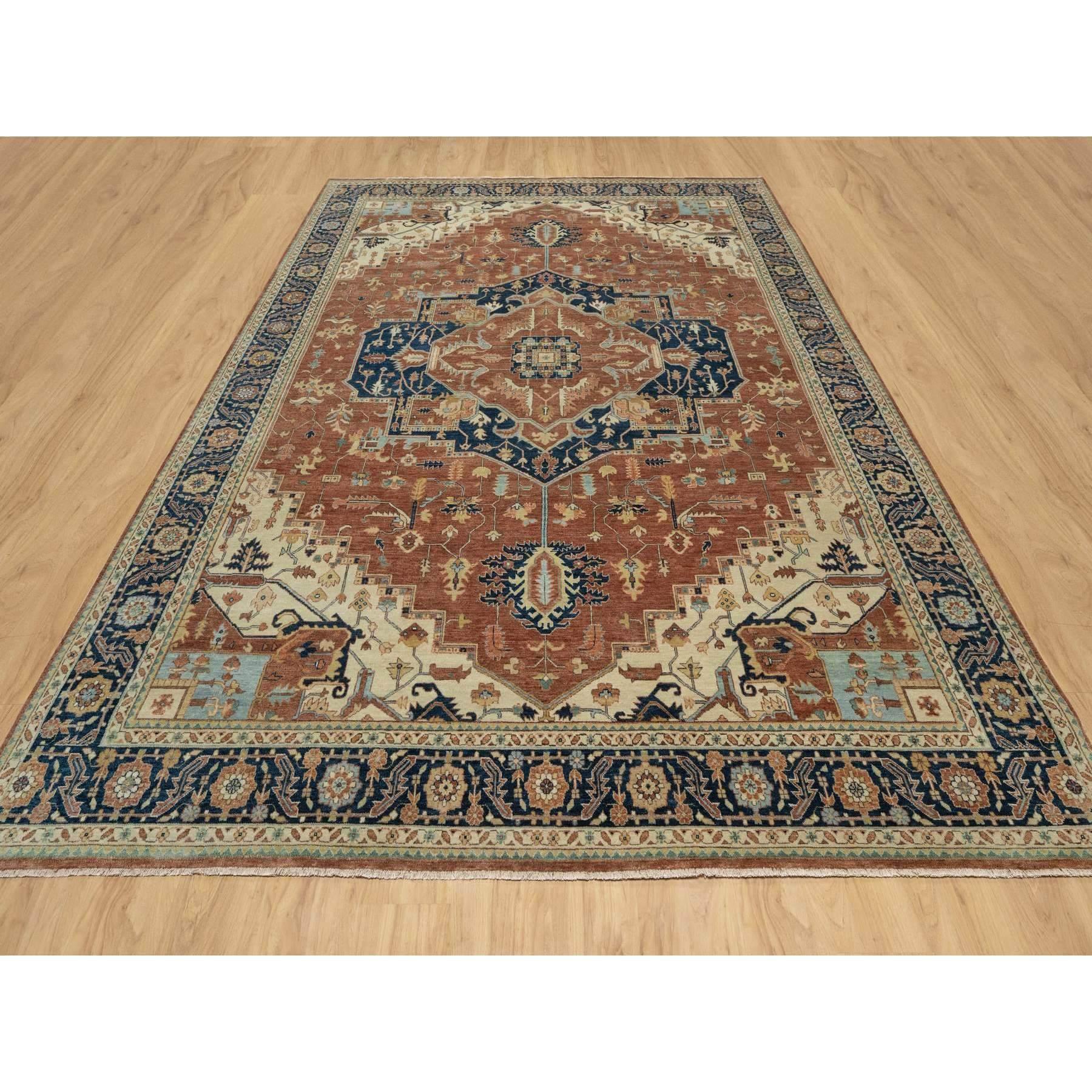 Il s'agit d'un véritable tapis d'Orient en pure laine, noué à la main et reproduit à l'ancienne. Il a été noué pendant des mois et des mois selon des techniques de tissage séculaires par des artisans experts.
Matières premières : Laine
Latex : Pas