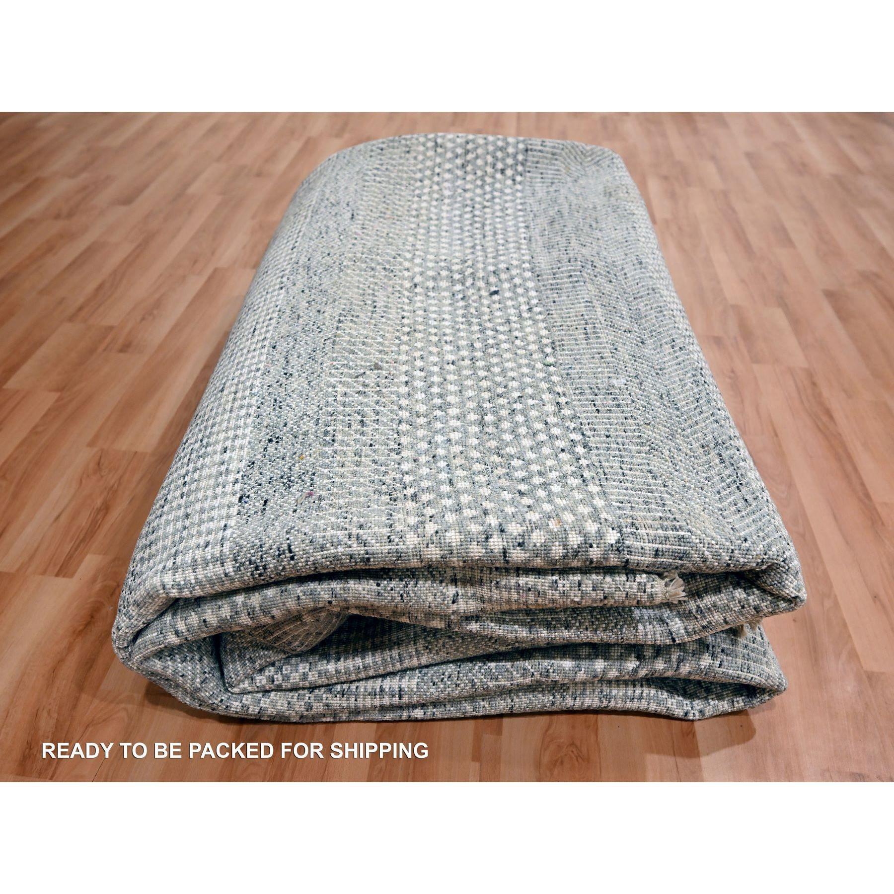 Alfombra de lana y seda anudada a mano con diseño moderno de hierba en gris pastel de 8'9 