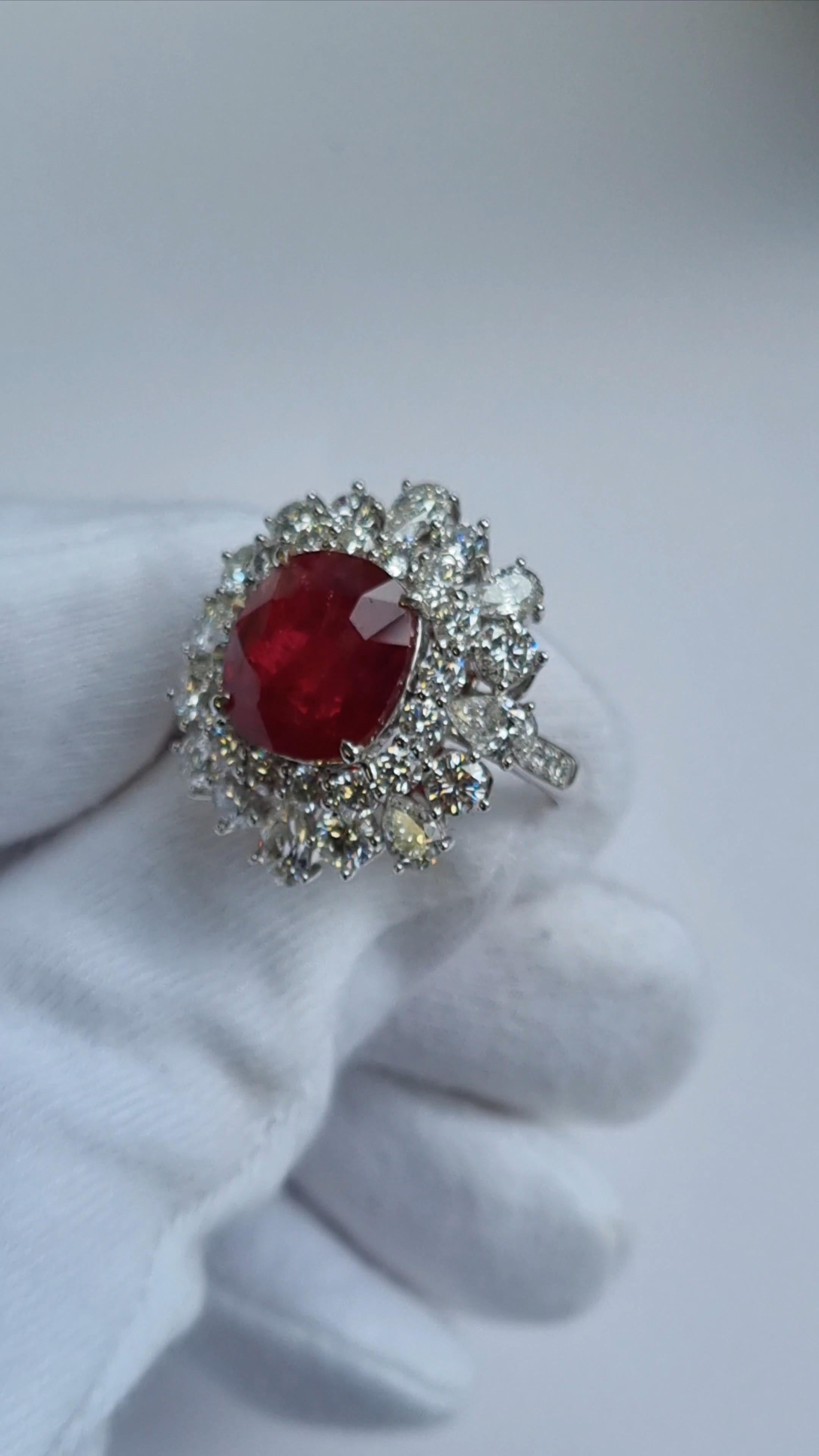 Cushion Cut 8ct Burmese Ruby & Diamond Ring For Sale