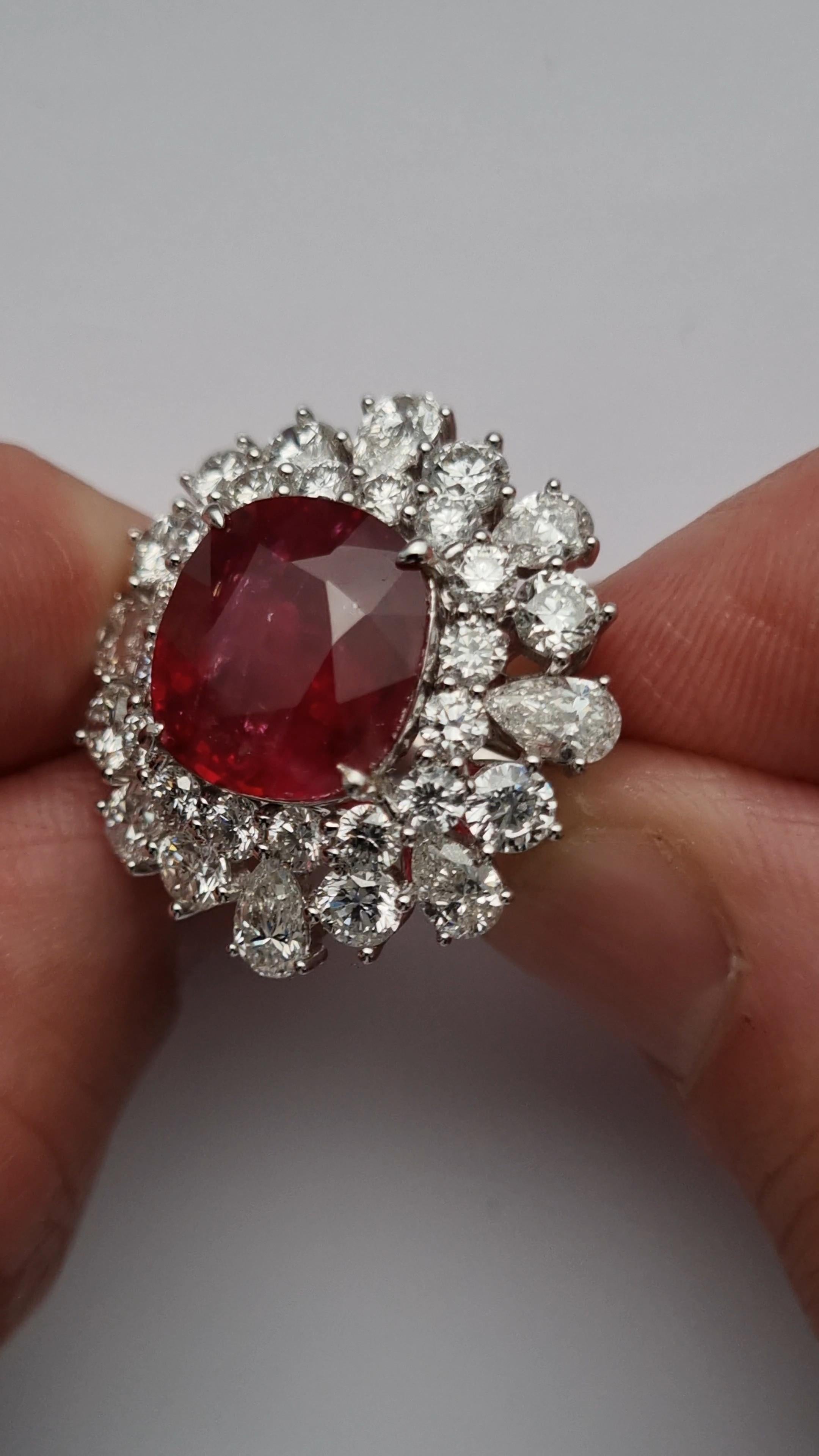 Women's or Men's 8ct Burmese Ruby & Diamond Ring For Sale