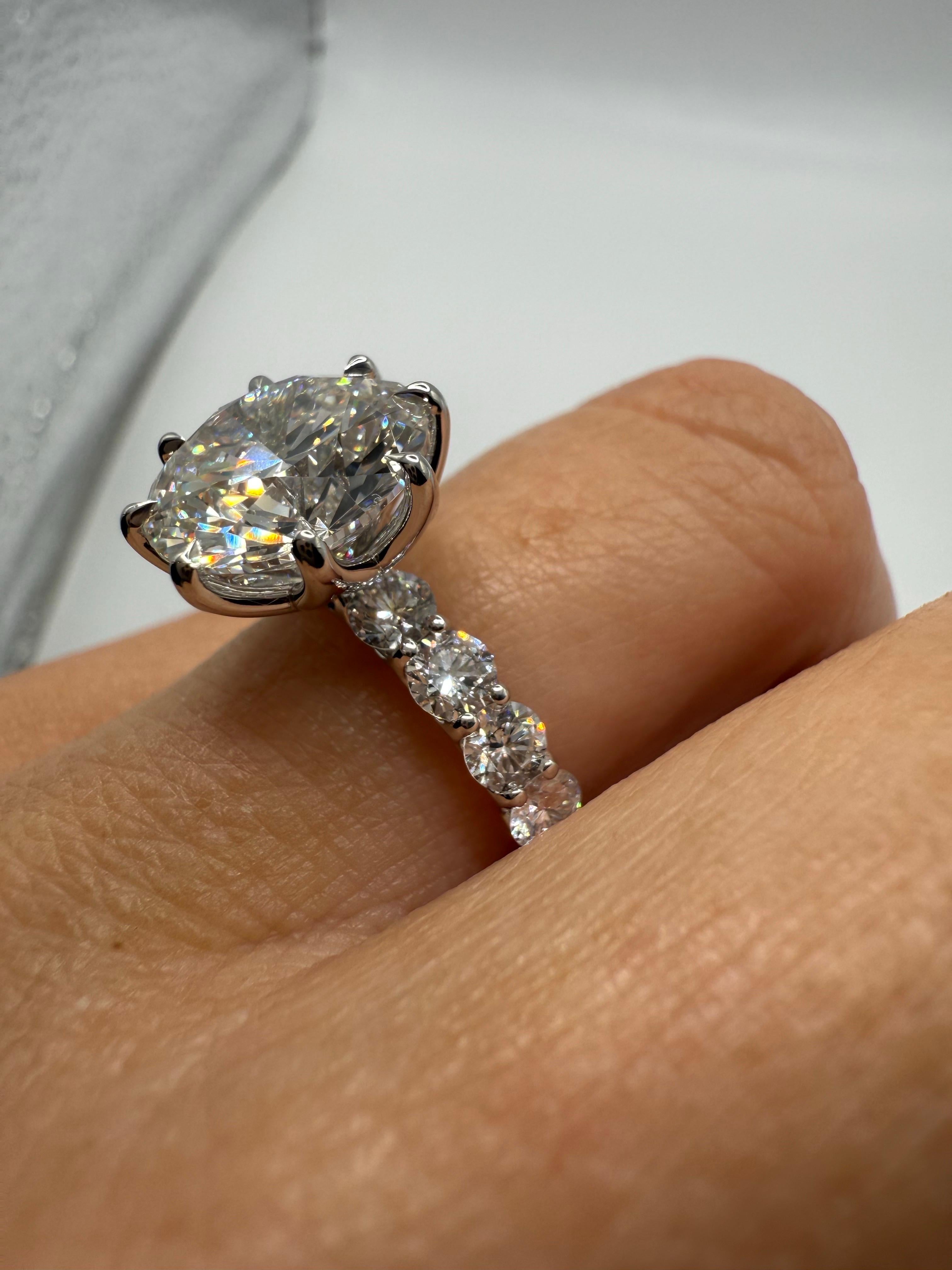 Bague de diamant 8ct Bague de fiançailles GIA Neuf - En vente à Boca Raton, FL