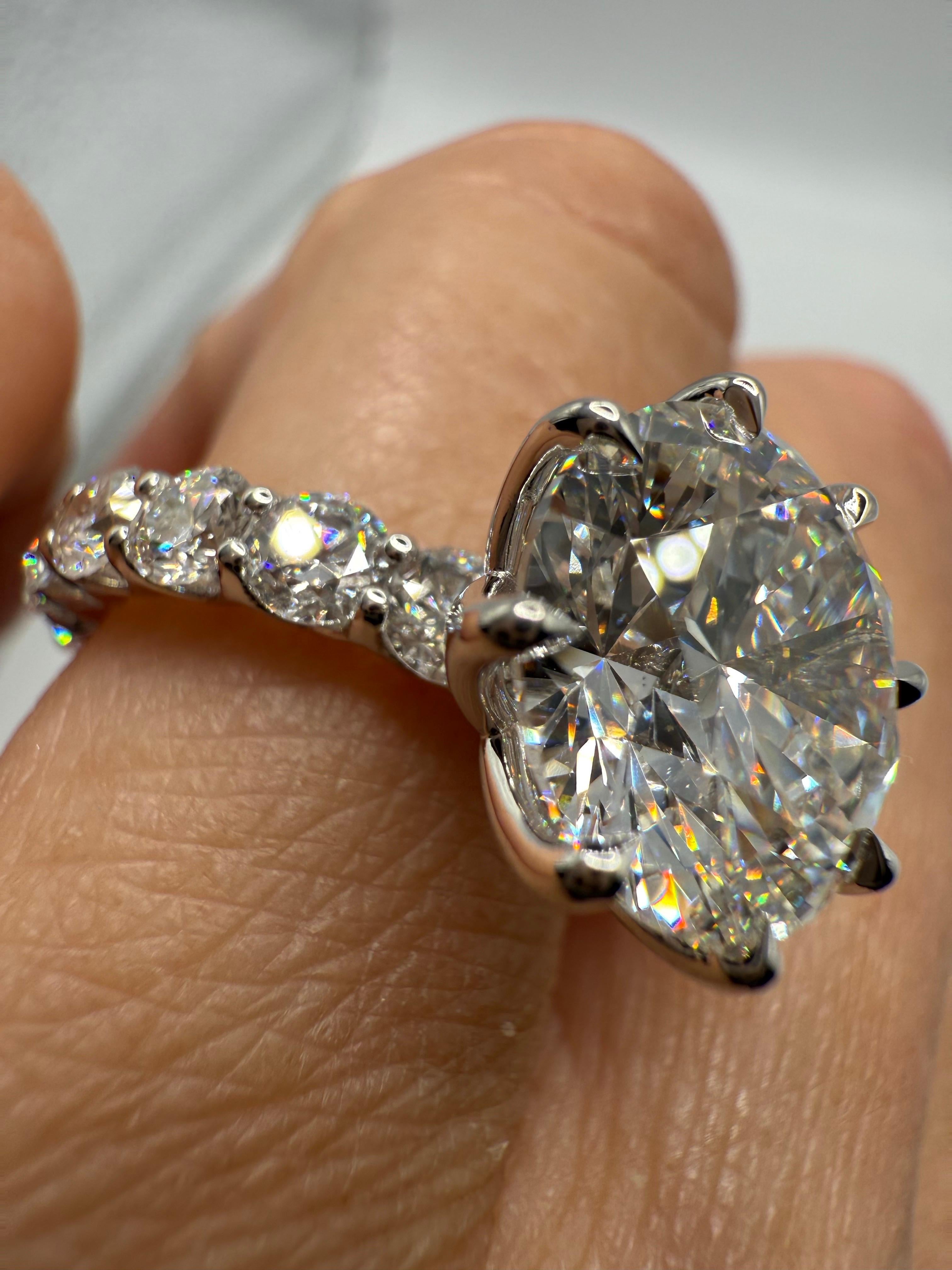 Bague de diamant 8ct Bague de fiançailles GIA en vente 4