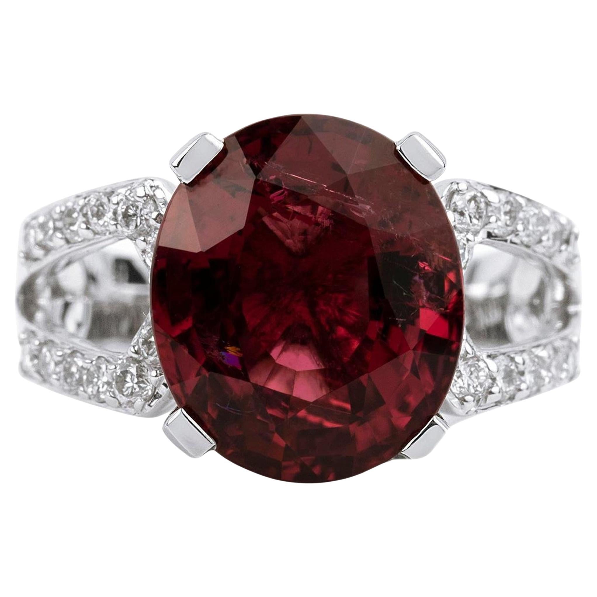 IGI-zertifiziert 8ct Oval-Cut Rubellit Turmalin 
Diamant-Cocktail-Ring 18K Gold