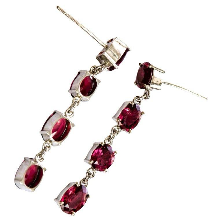 8ct Oval Natural Red Garnet Pin Dangle Earrings In New Condition For Sale In Sheridan, WY