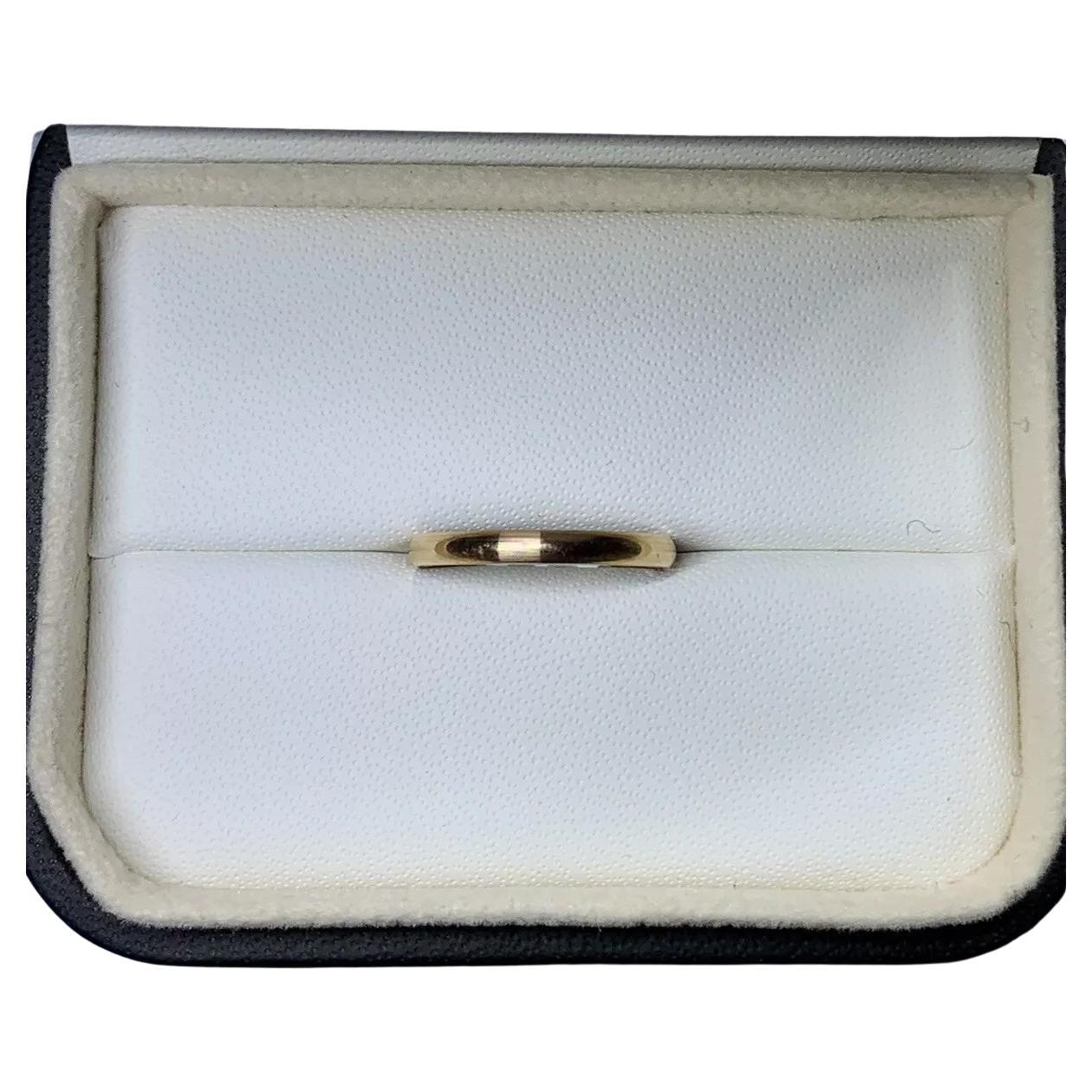 8ct Pink rose gold plain wedding band unisex. For Sale