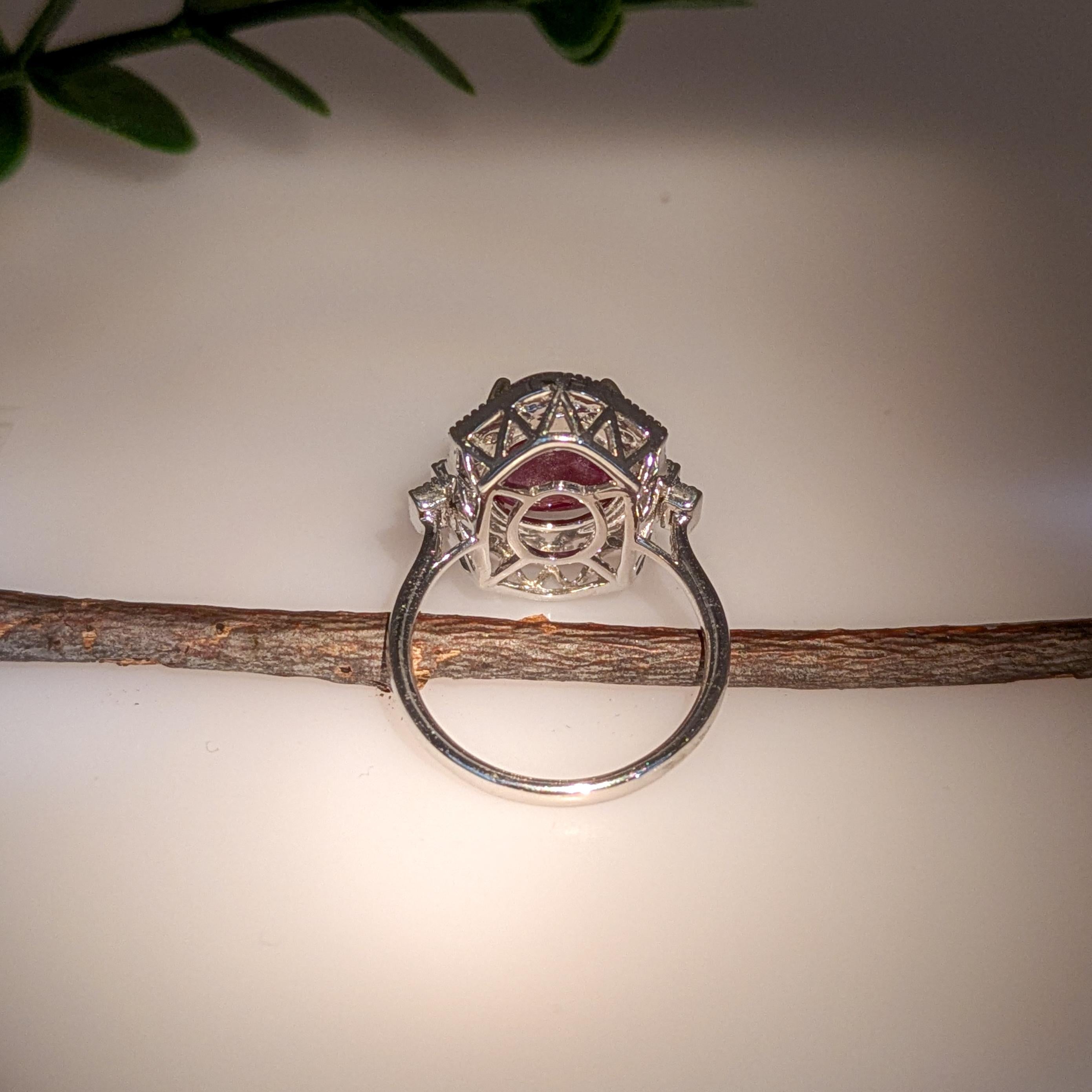 Women's 8ct Star Ruby Ring w Diamond Accents and Milgrain details in 14K Gold  OV 12x10 For Sale