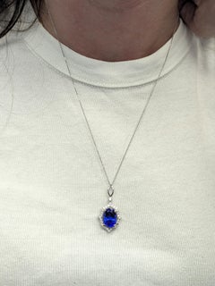 8cts Tanzanite Pendant w Natural Diamond Accents in 14K Solid Gold  OV 14x10mm