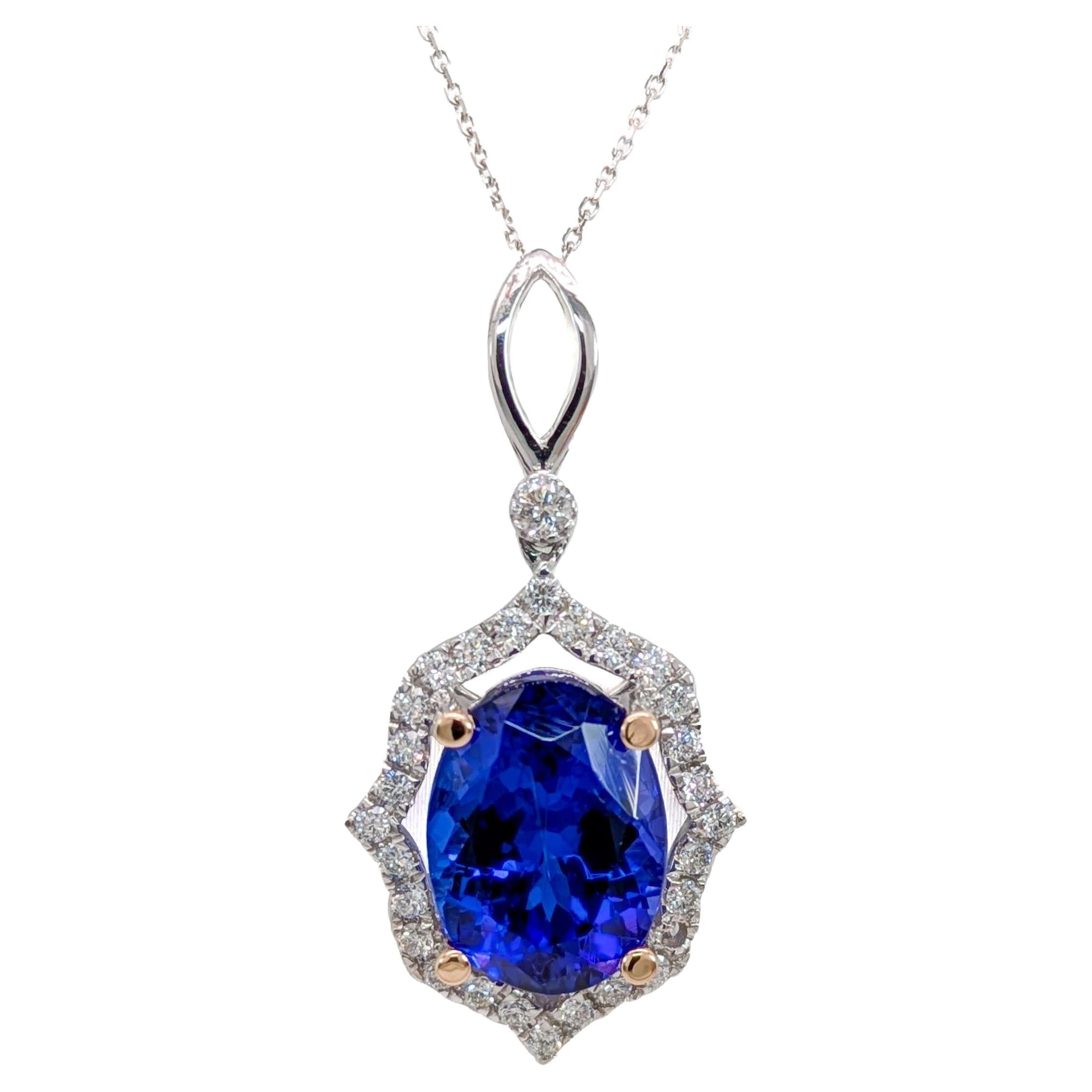 Colgante de tanzanita de 8 quilates con detalles de diamantes naturales en oro macizo de 14 quilates  OV 14x10mm