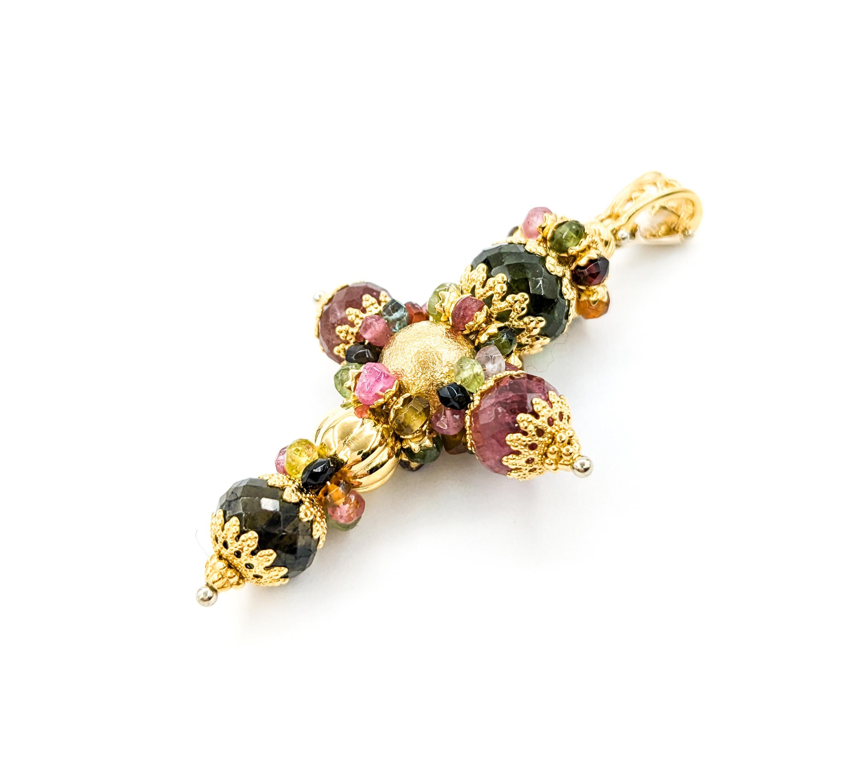 8ctw Ornate Cross Anhänger in 18kt Gelbgold (Moderne)