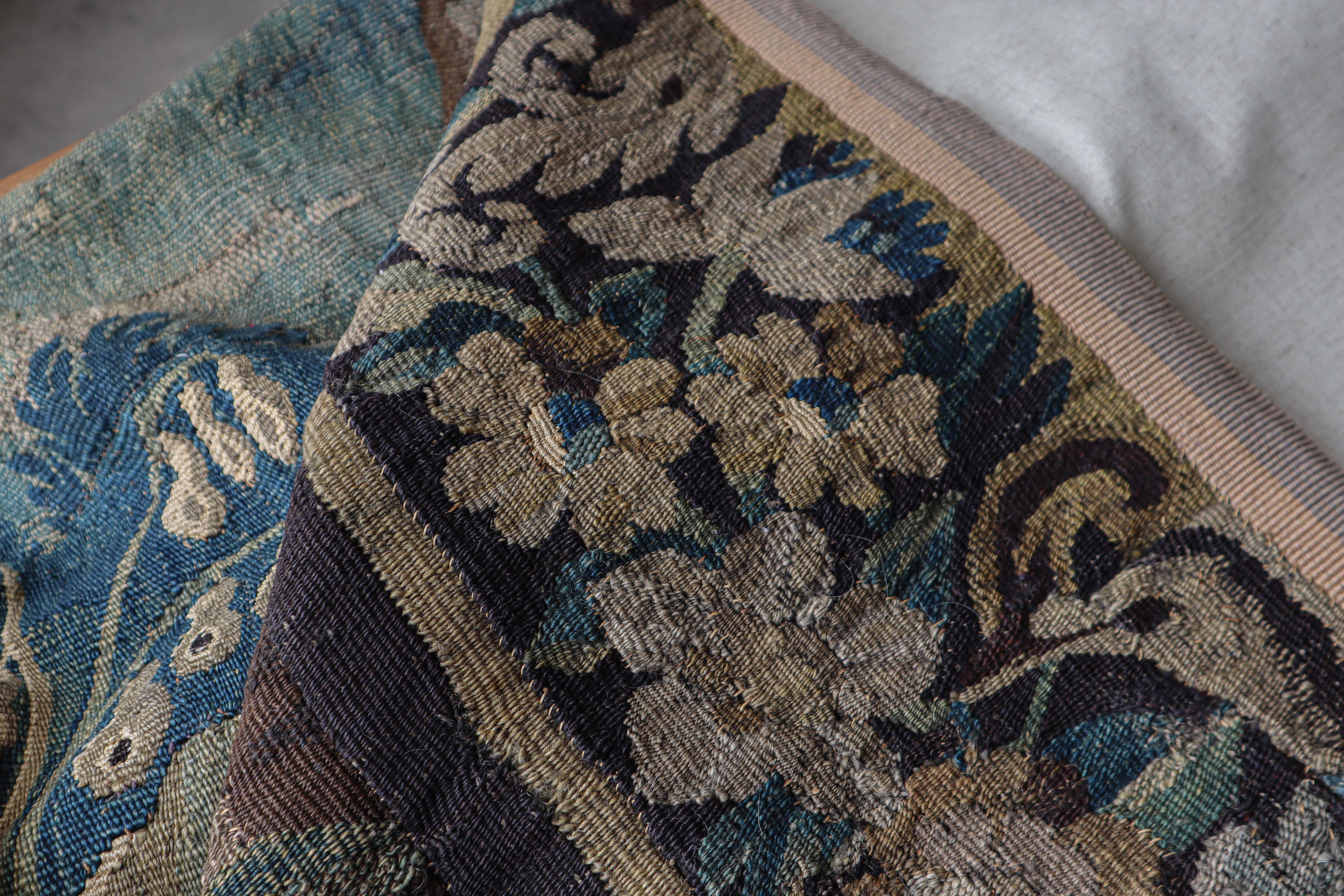 8ft 18th Century Hand Woven Aubusson Verdure Tapestry (Tapisserie d'Aubusson tissée à la main) en vente 1