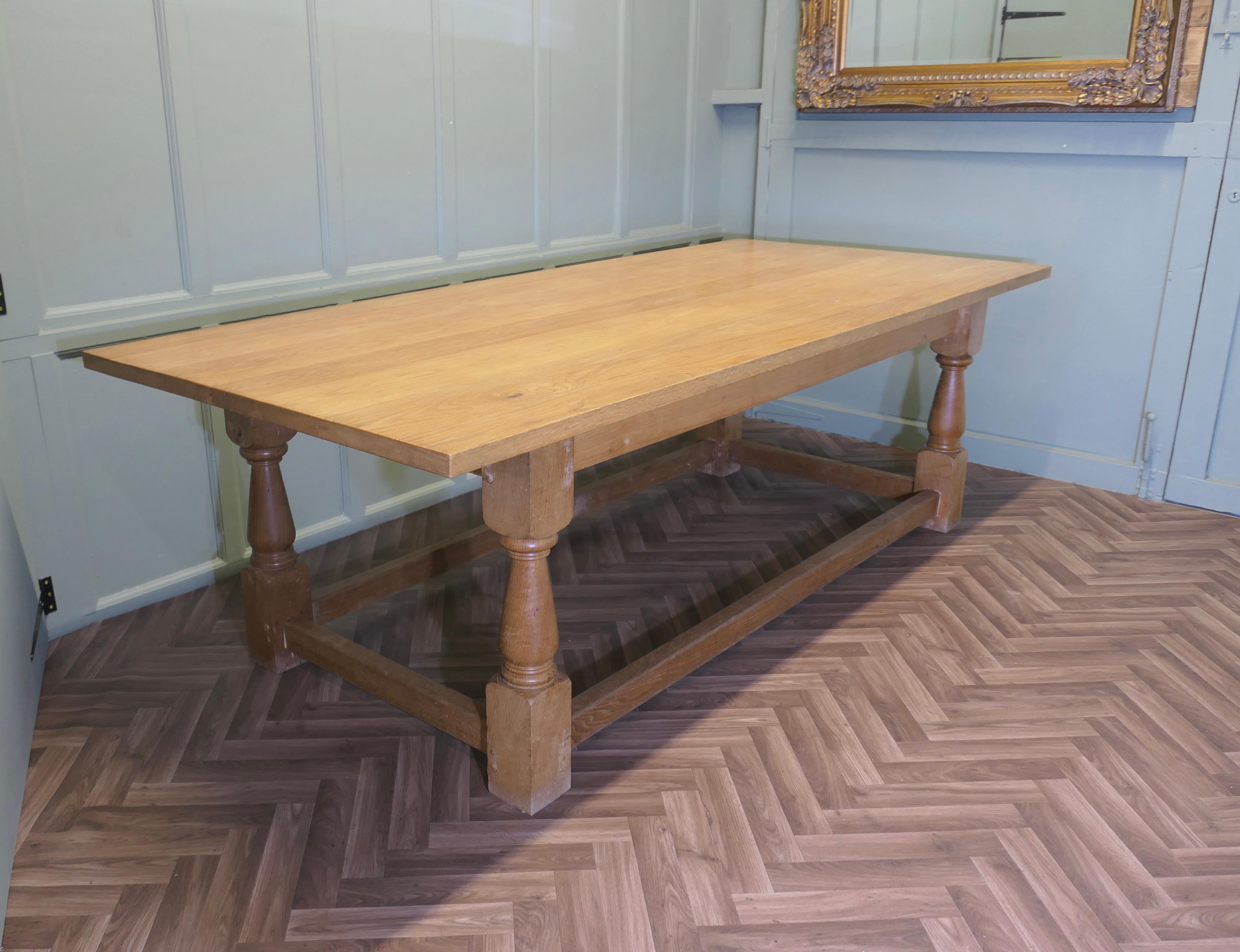 Mesa de comedor de roble dorado y fresno de 2 metros de largo en venta 1