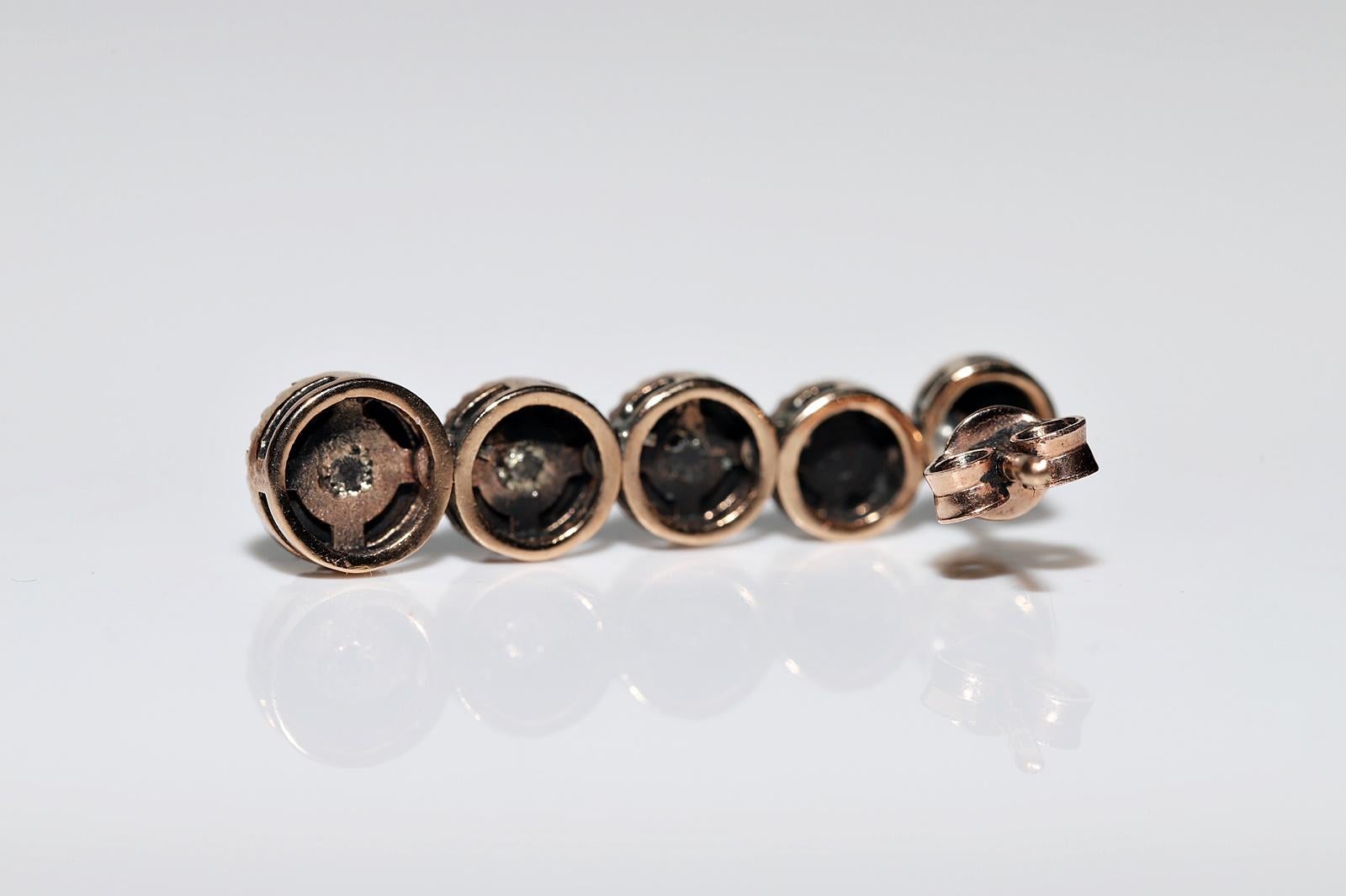 Pendiente gota decorado con diamantes talla rosa natural de oro de 8k en venta 1
