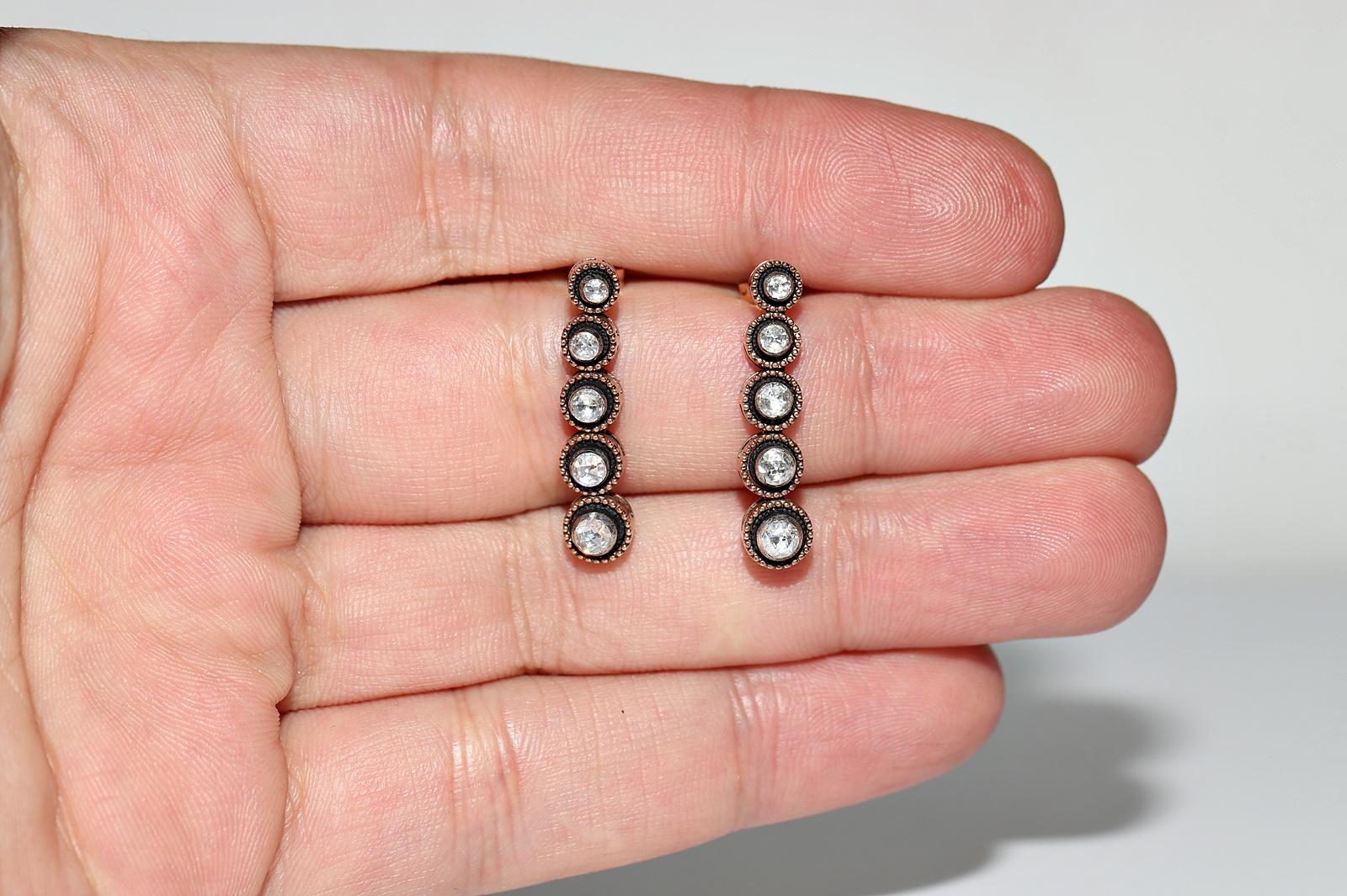 Boucle d'oreille pendante en or 8k ornée de diamants naturels taillés en rose en vente 3