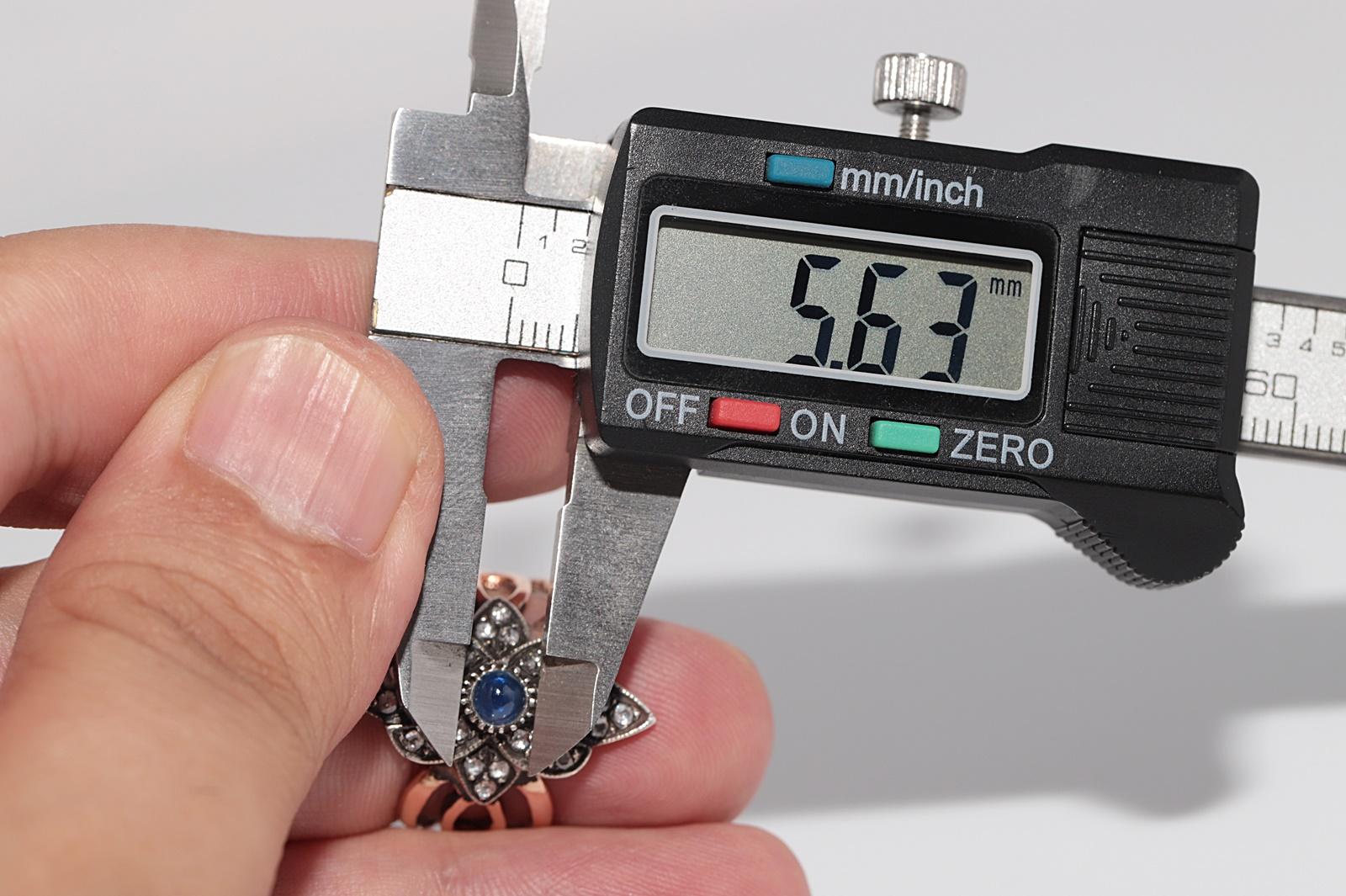 8k Gold Top Silber Natürliche Rose Cut Diamant und Cabochon Saphir  Navette Ring im Angebot 6