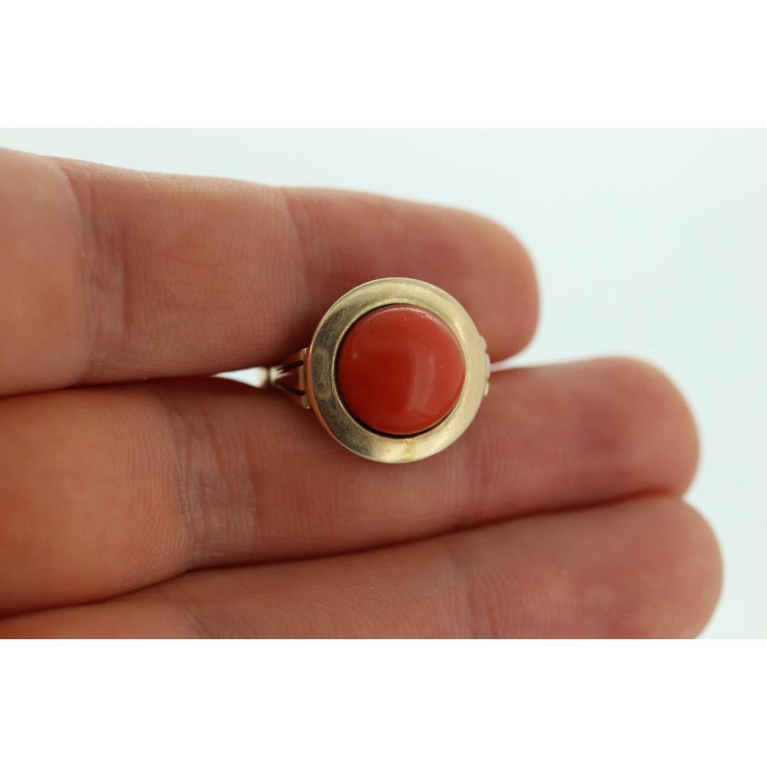 8k Große Runde Orange CORAL Ring. 8k Bubble Coral Cabochon Lünette gesetzt Dome statem im Angebot 1