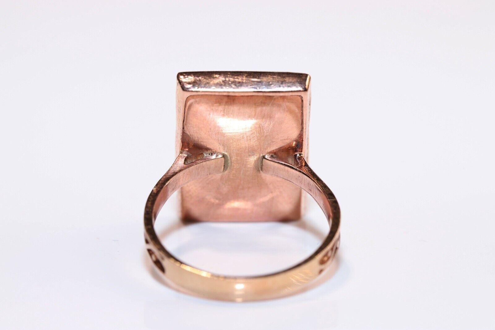 8k Rose Gold New Made Natural Diamond And Caliber Sapphire Decorated Ring  For Sale 2