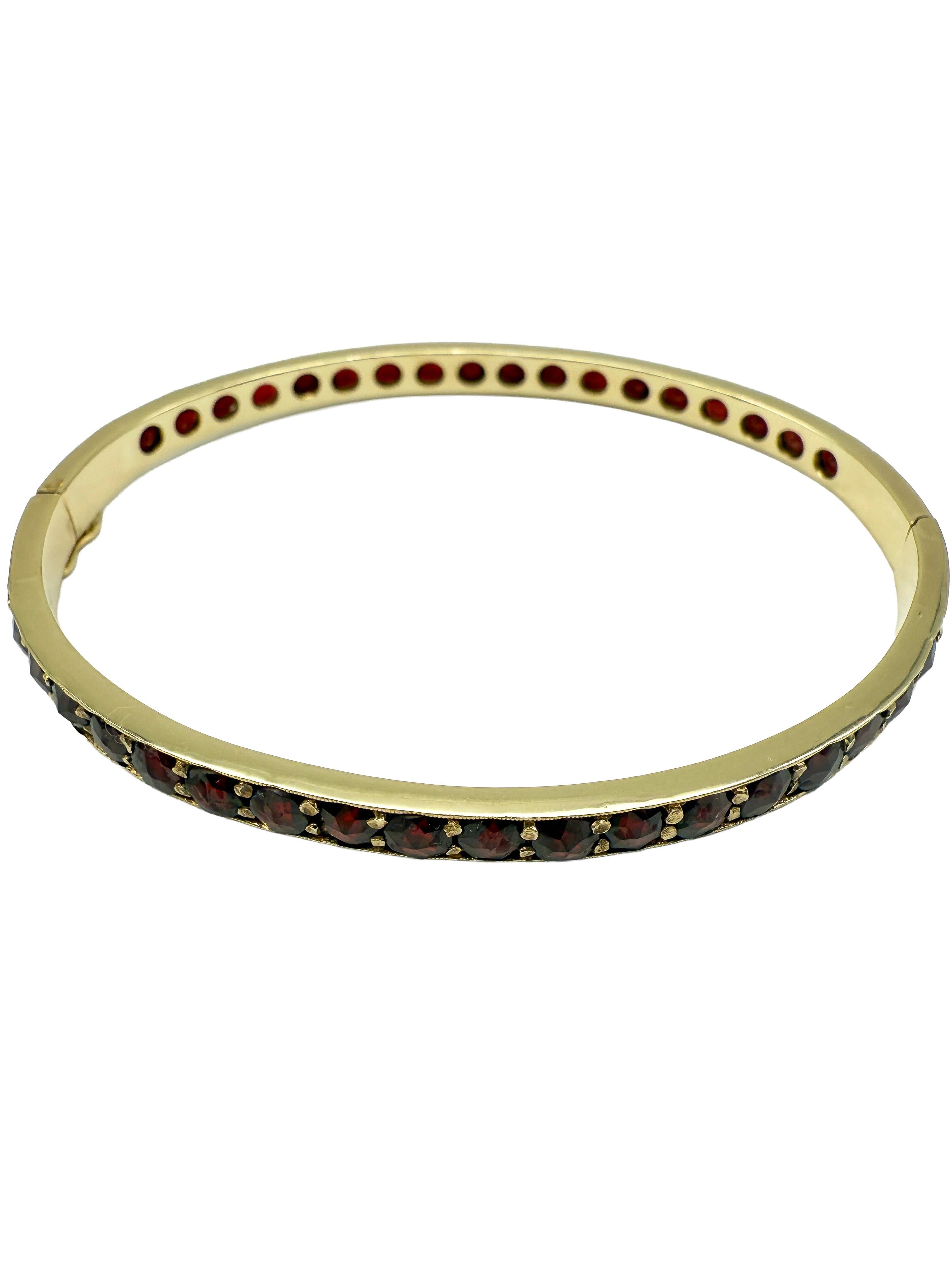 Femenino o masculino Brazalete de oro amarillo de 8 quilates con granates naturales en venta