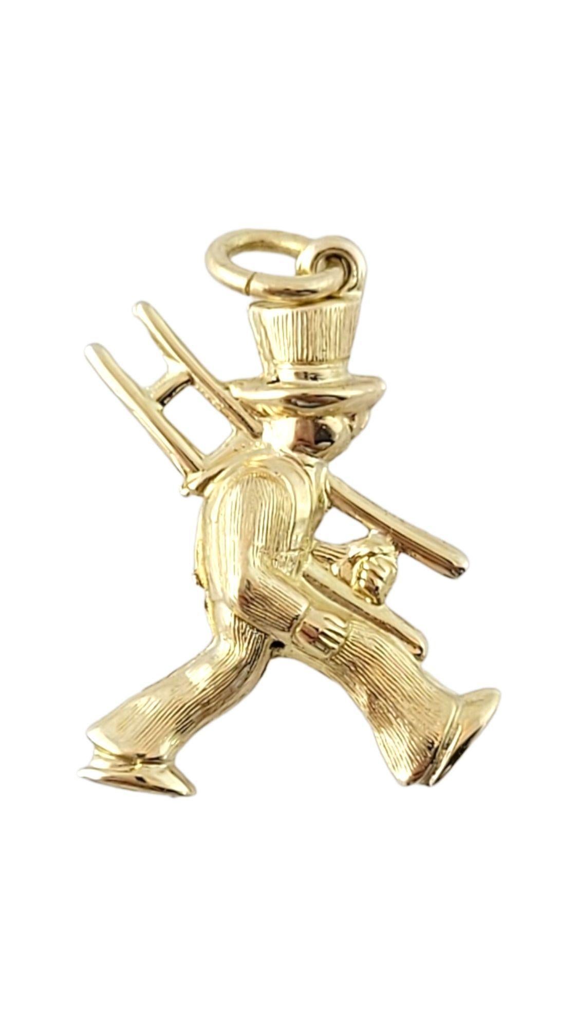 Vintage 8K Yellow Gold Handyman Charm

This adorable handyman charm is crafted from 8K yellow gold!

Size: 21.3mm X 16.2mm X 3.8mm
Length w/ bail: 25.9mm

Weight: 0.83 g/ 0.5 dwt

Hallmark: 333

Very good condition, professionally polished.

Will