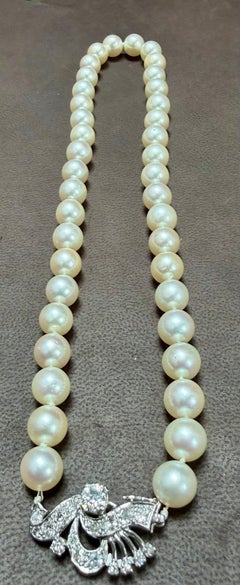 Collier ras du cou en perles japonaises Akoya 8mm, or blanc 18 carats et diamants