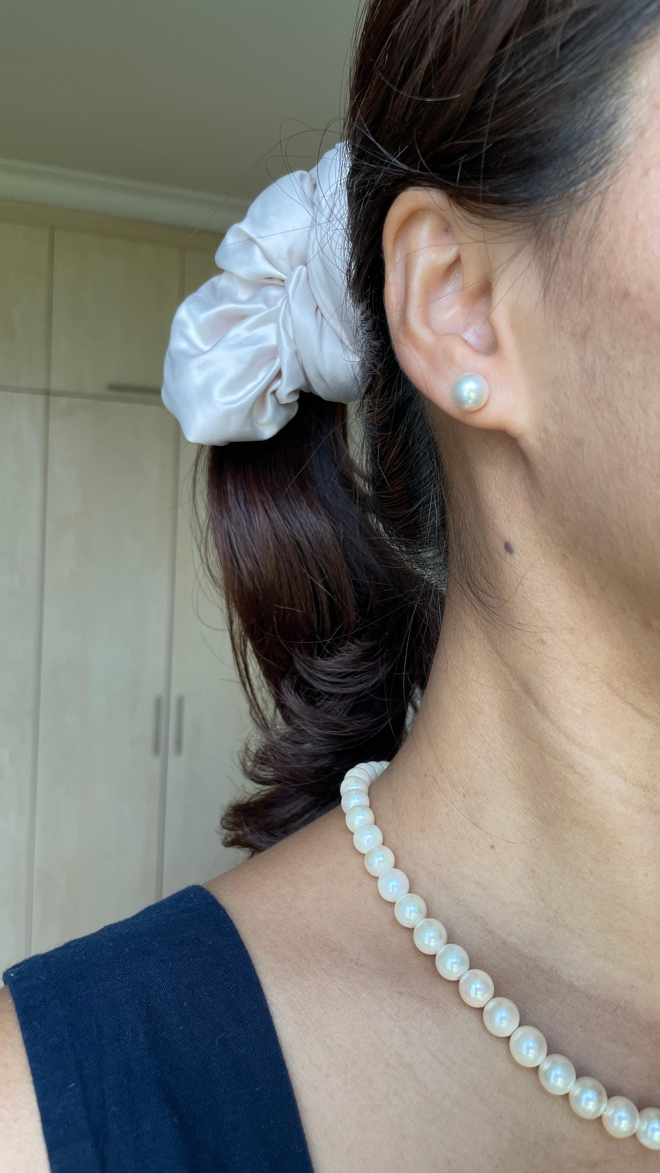 Collier de perles d'Akoya de 8mm+ avec fermoir en Silver en vente 1