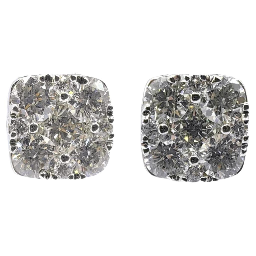8mm Cushion Illusion Round Diamond Cluster Ohrstecker aus 18K Weißgold im Angebot