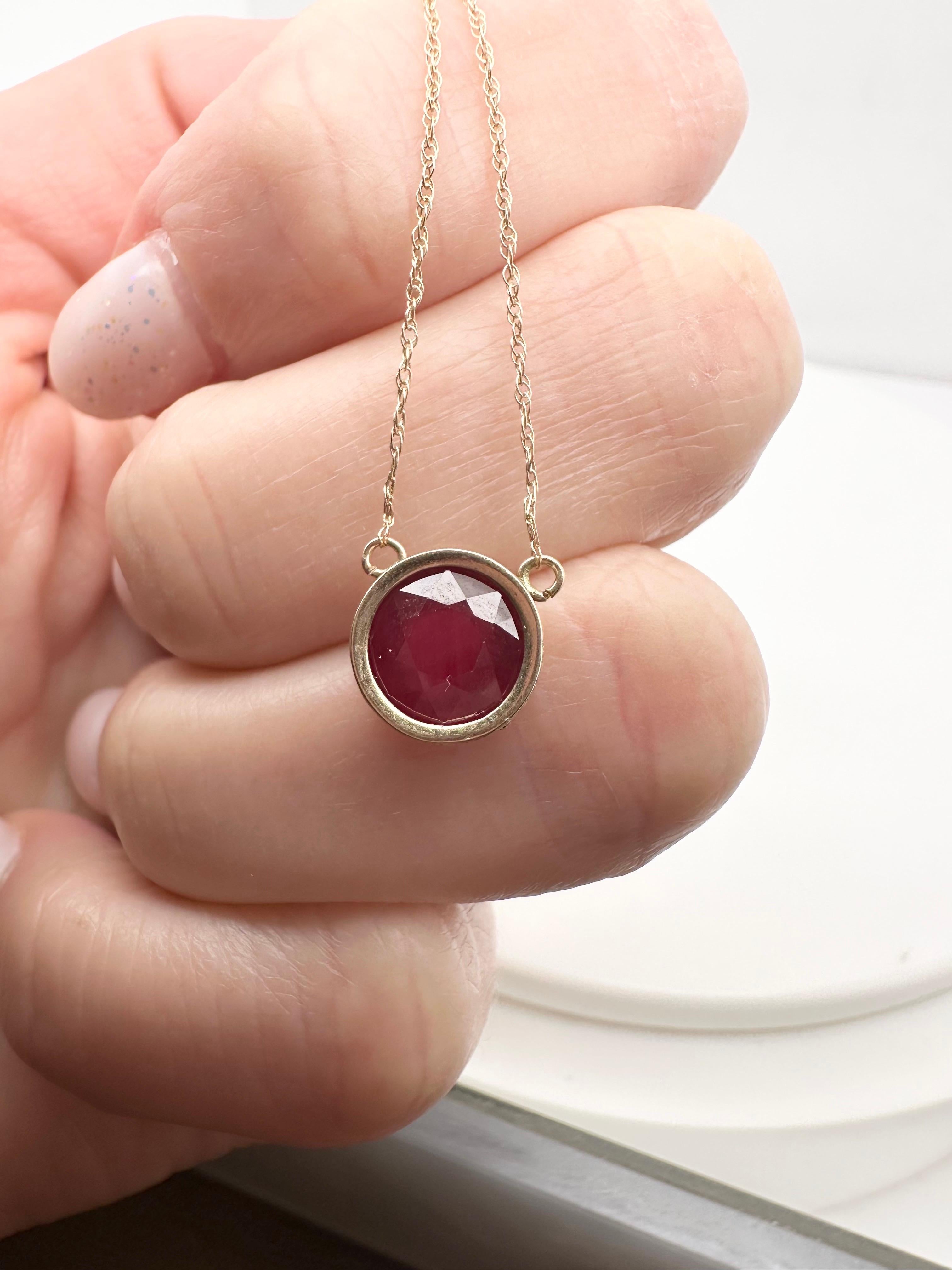 Women's or Men's 8mm Large Ruby solitaire pendant necklace 10KT yellow gold Valentines gift For Sale