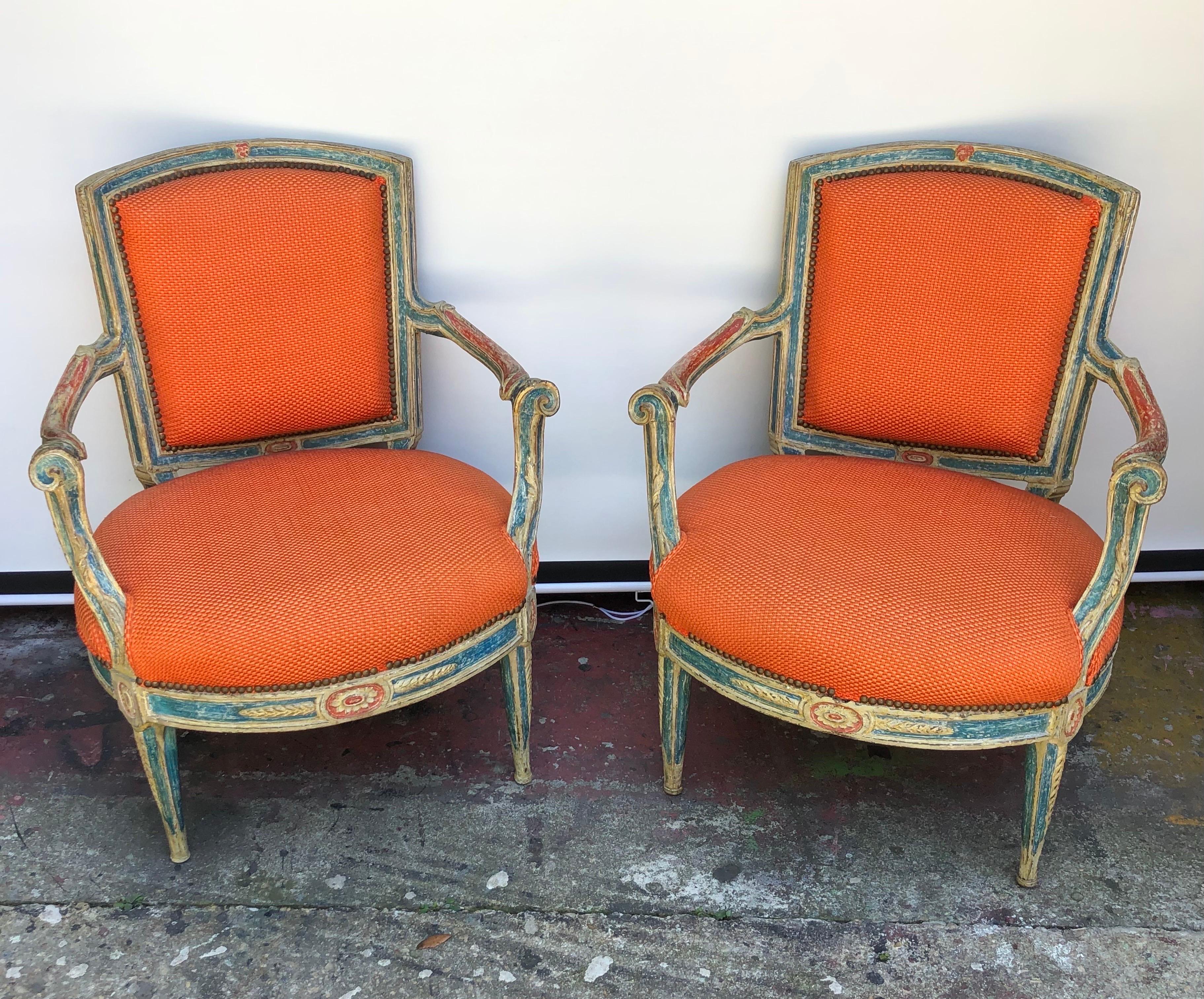 Hand-Painted 18th C. Pair of Italian Neoclassical Paint Decorated Armchairs For Sale