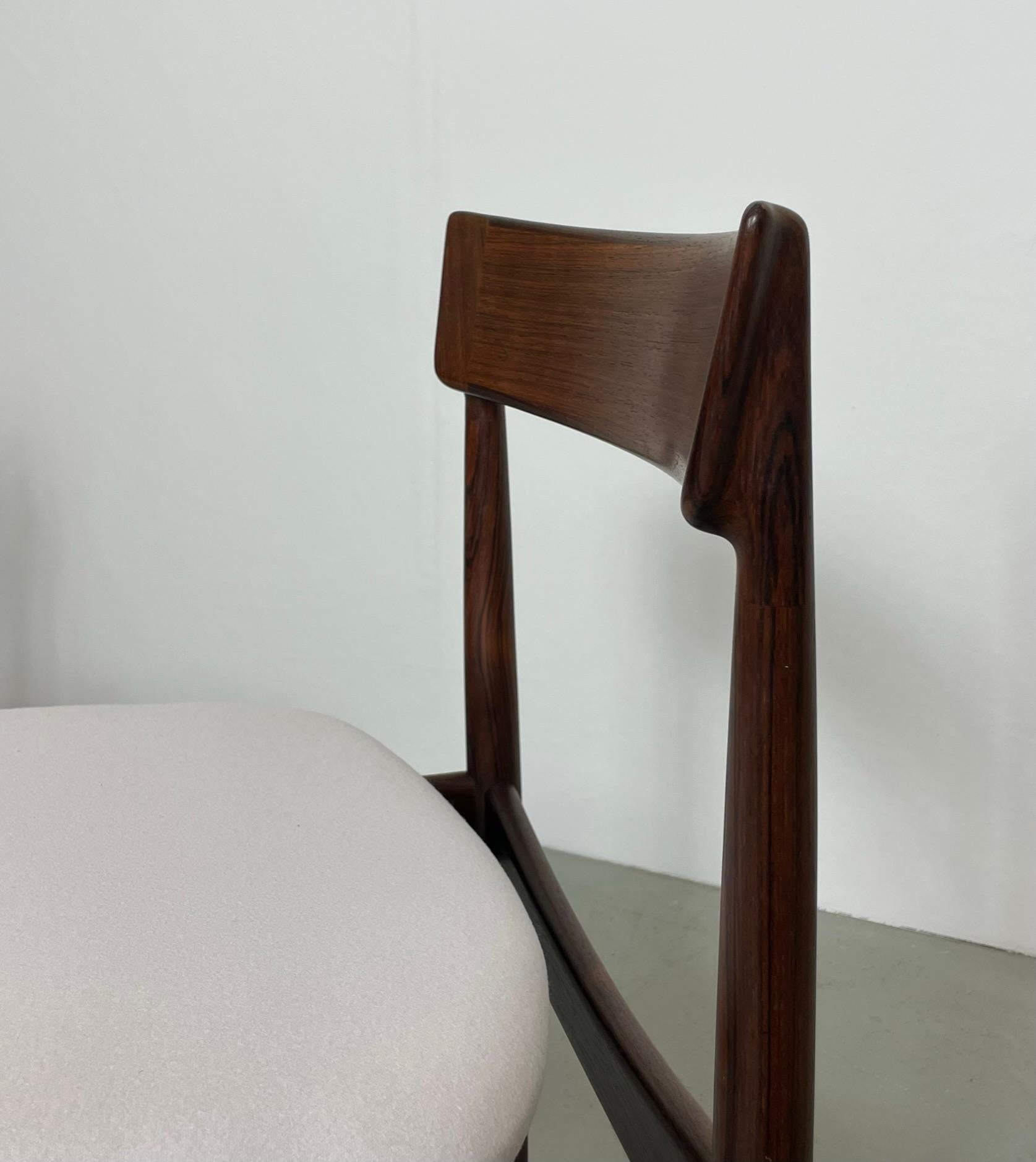 8x Danish Dining Chairs model 39 by Henry Rosengren 1960 In Good Condition For Sale In St-Brais, JU