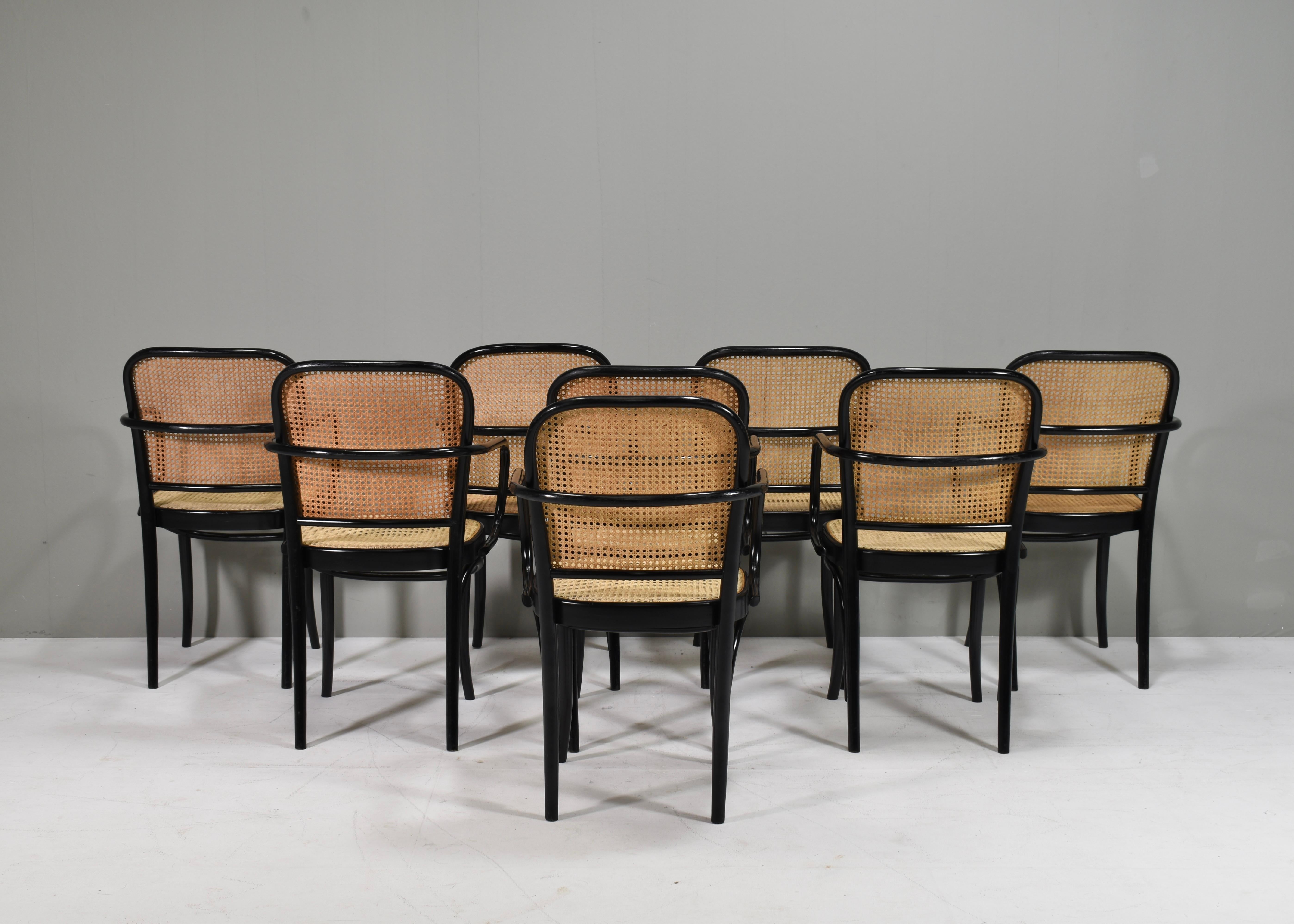 8x Thonet 811 Prague Armshairs by Josef Hoffmann in Bentwood and Cane – Austria In Fair Condition For Sale In Pijnacker, Zuid-Holland