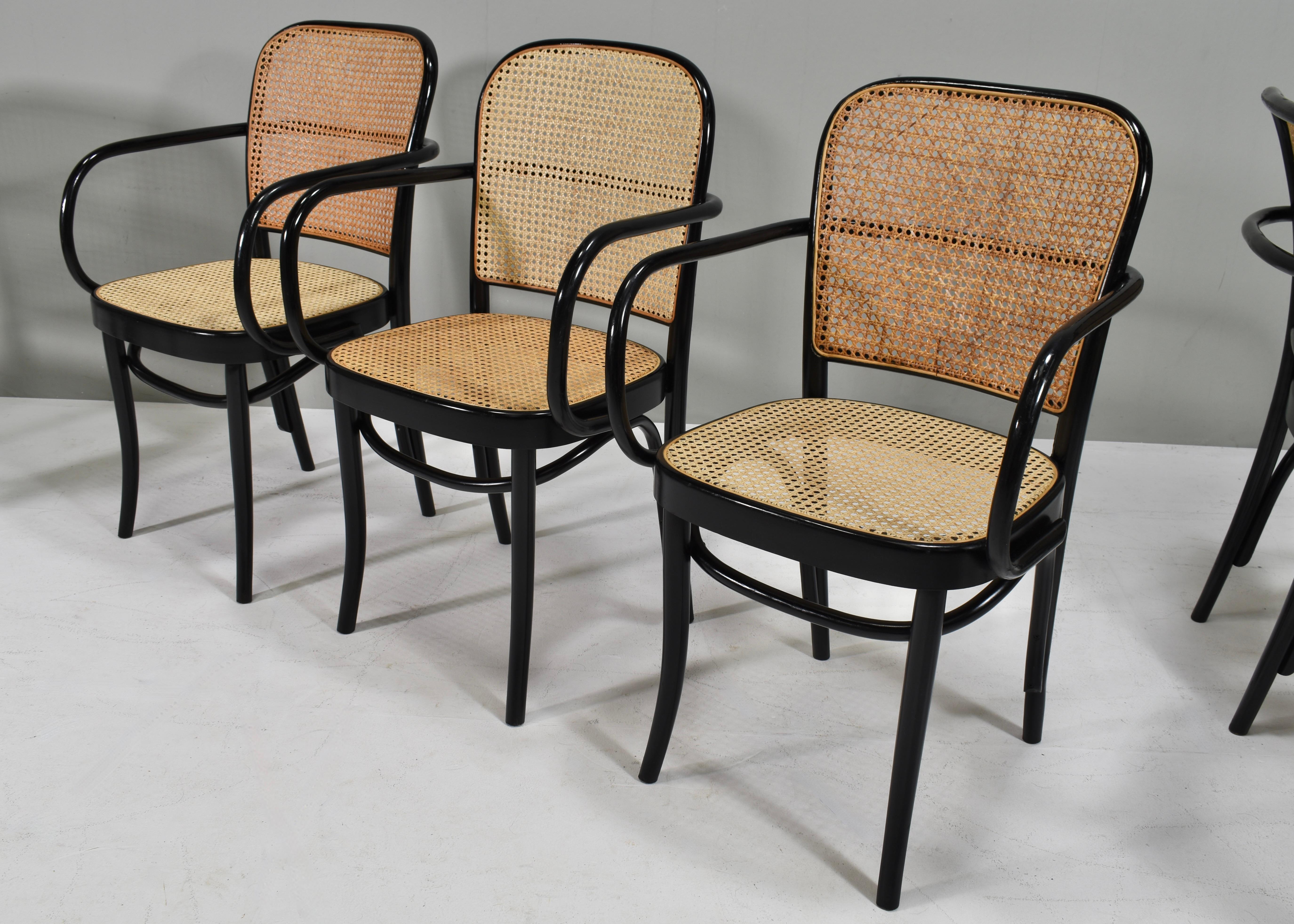 Early 20th Century 8x Thonet 811 Prague Armshairs by Josef Hoffmann in Bentwood and Cane – Austria For Sale