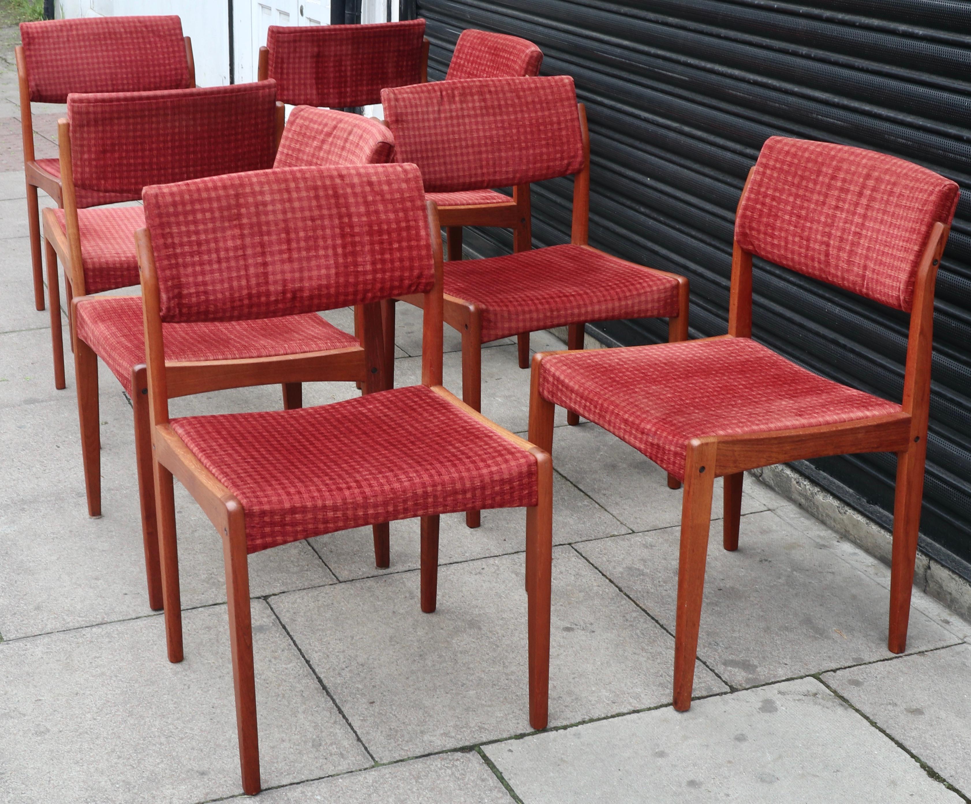 8x Vintage 1960s teak framed upholstered dining chairs by HW. Klein for Bramin For Sale 5