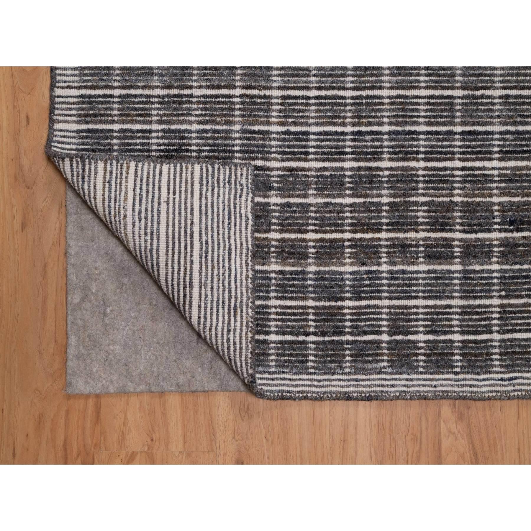 Hand-Knotted 8'x10' Ash Gray Modern Plain Decor Box Design Soft Wool Loomed Knotted Rug For Sale