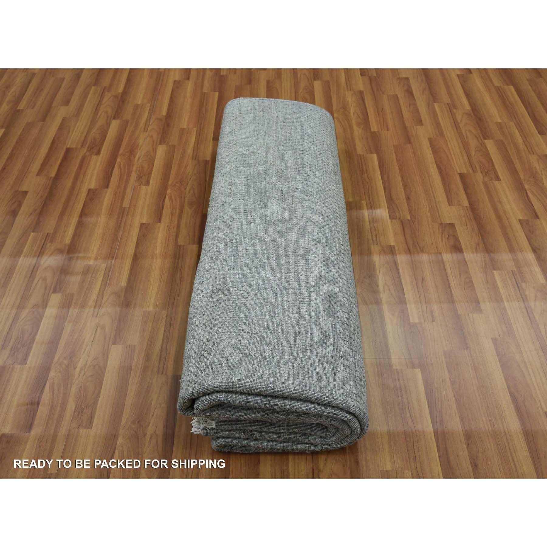 8'x10' Ash Gray Wool and Silk Hand Knotted Grass Design Dense Weave Rug For Sale 3
