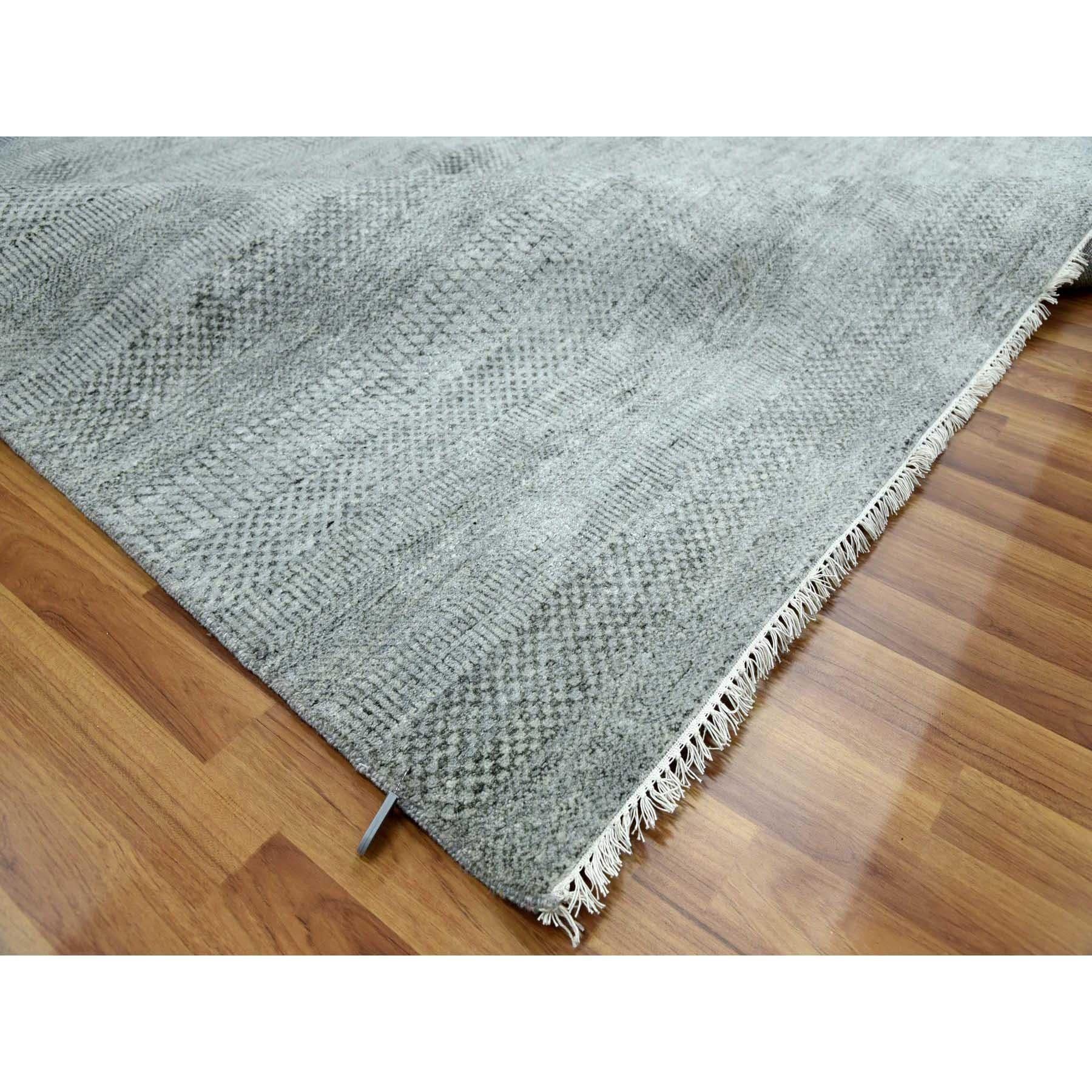 Contemporary 8'x10' Ash Gray Wool and Silk Hand Knotted Grass Design Dense Weave Rug For Sale