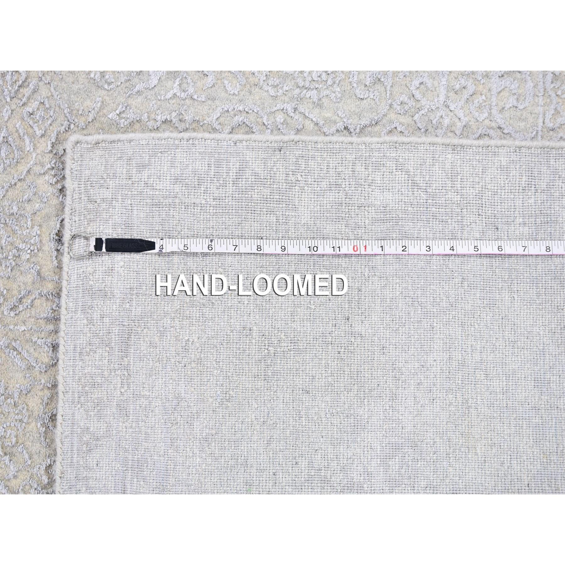 Tappeto orientale Jacquard 8'x10' Beige in lana e seta lavorato a mano in vendita 4