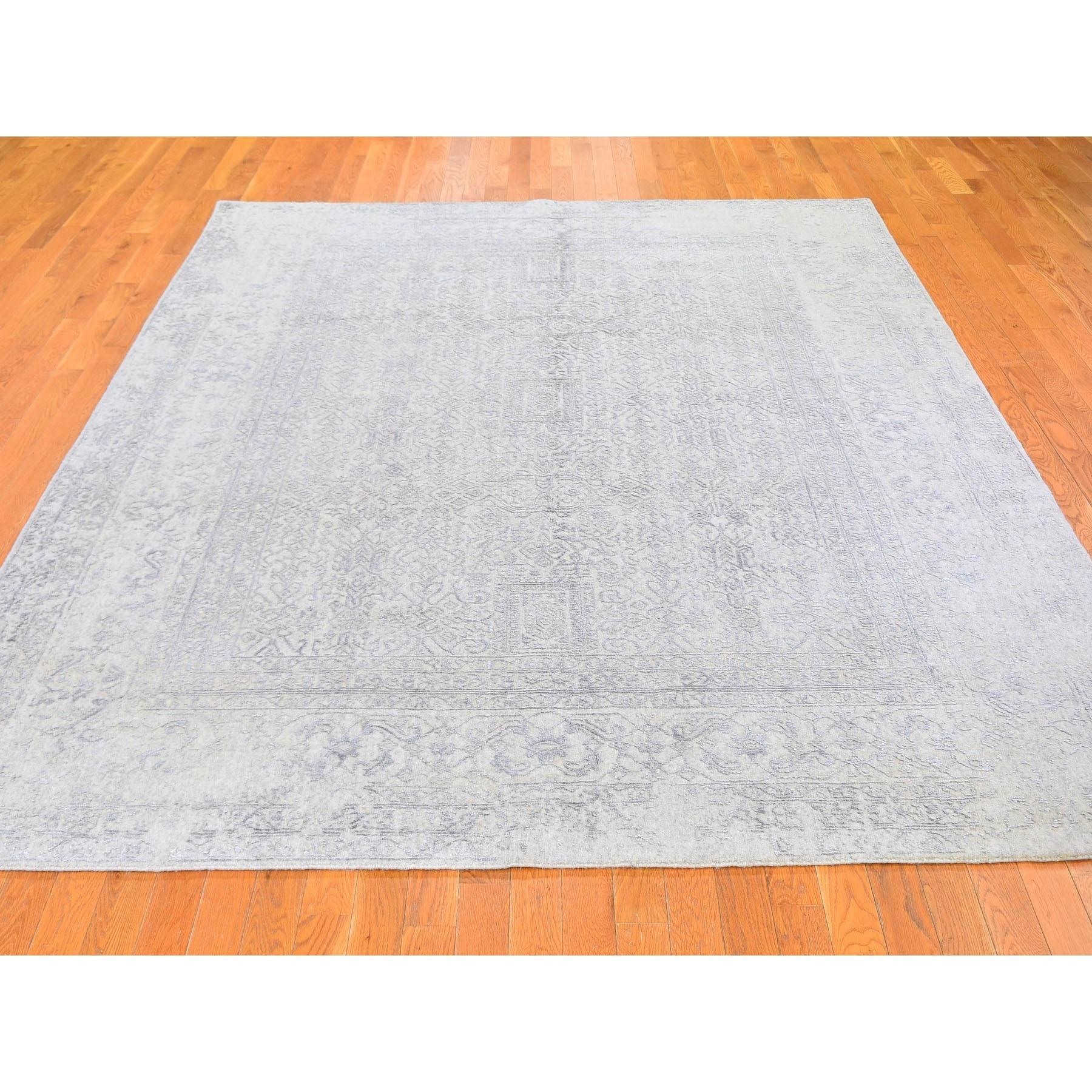 Moderno Tappeto orientale Jacquard 8'x10' Beige in lana e seta lavorato a mano in vendita