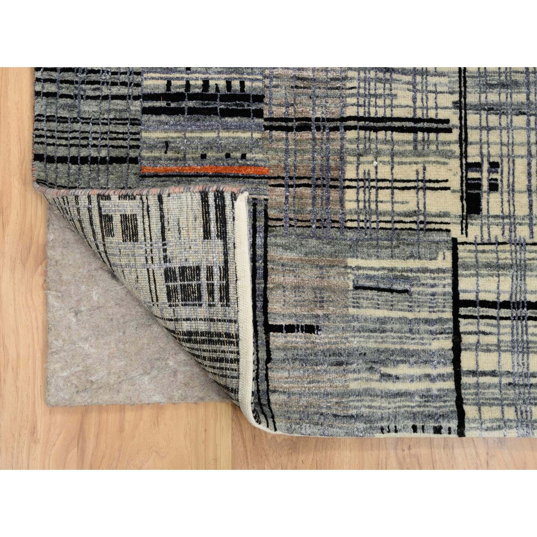 8'x10' Nero e Grigio, Tappeto Ghazni in Lana e Seta, Design Moderno, Annodato a Mano In condizioni Nuovo in vendita a Carlstadt, NJ