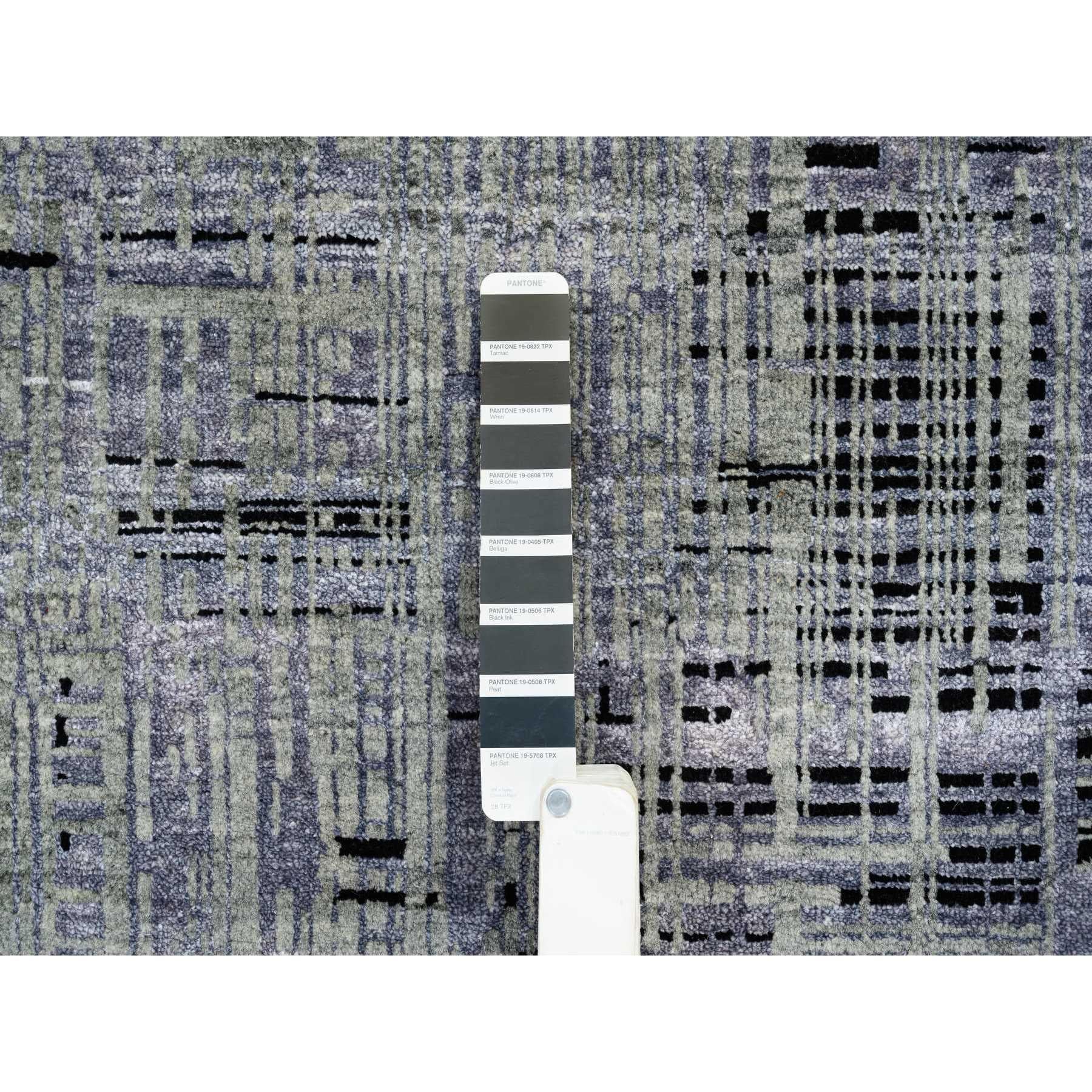 8'x10' Nero e Grigio, Tappeto Ghazni in Lana e Seta, Design Moderno, Annodato a Mano in vendita 2