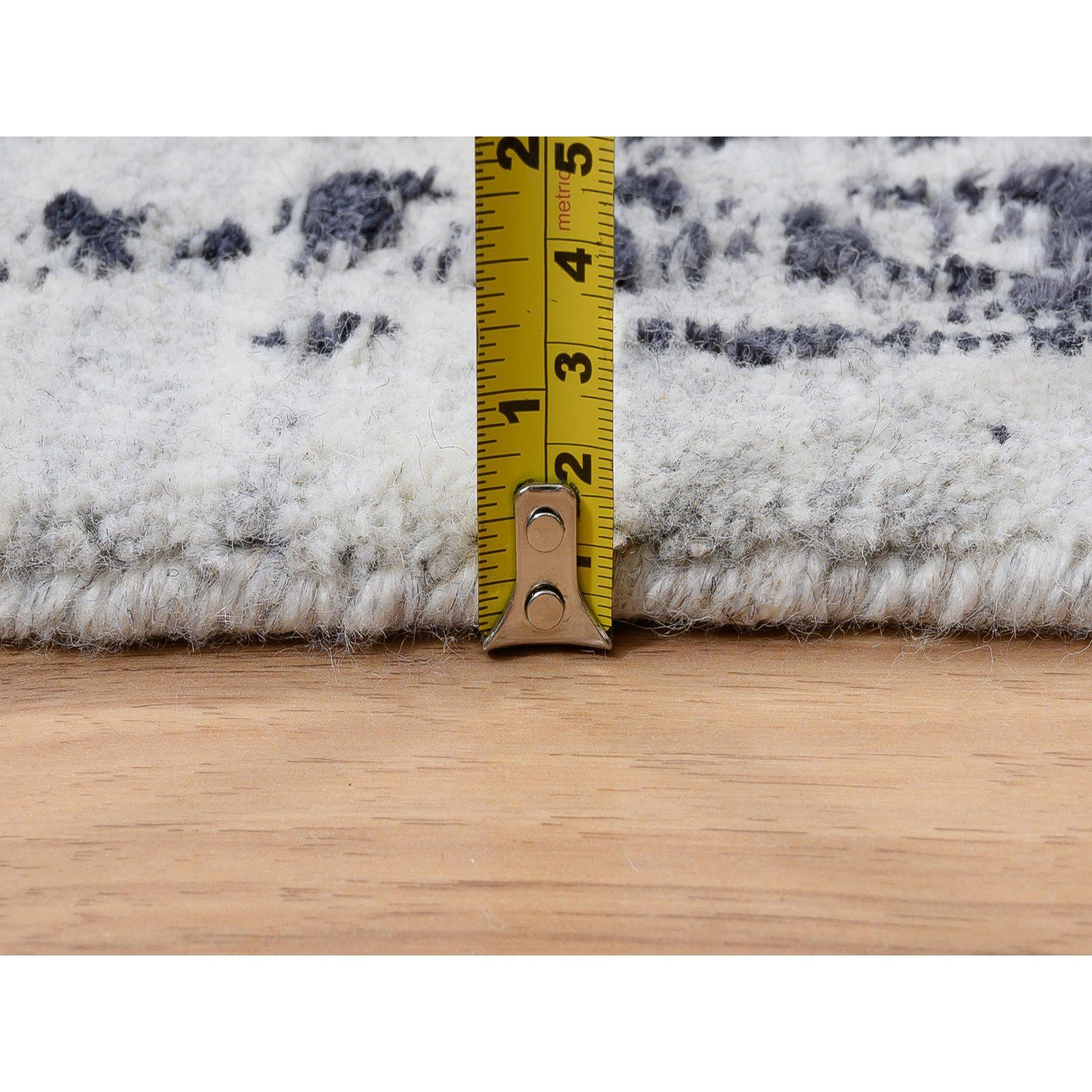 8'x10' Black Wool and Silk Hand Loomed Erased Serapi Heriz Design Rug For Sale 3