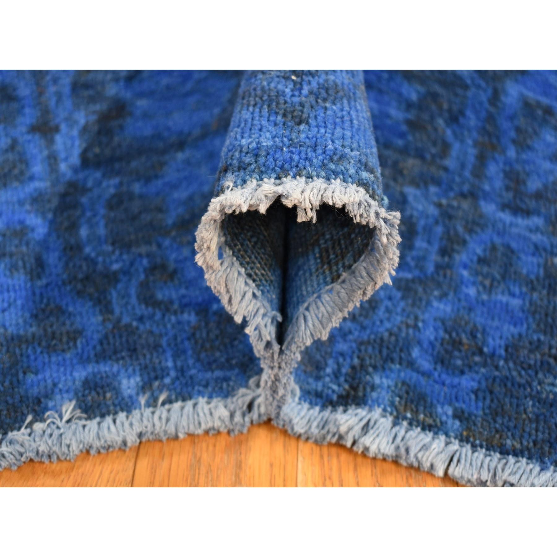 8'x10' Blau, handgeknüpft aus weicher Wolle, gefärbt mit großem Mughal Design-Teppich (21. Jahrhundert und zeitgenössisch) im Angebot