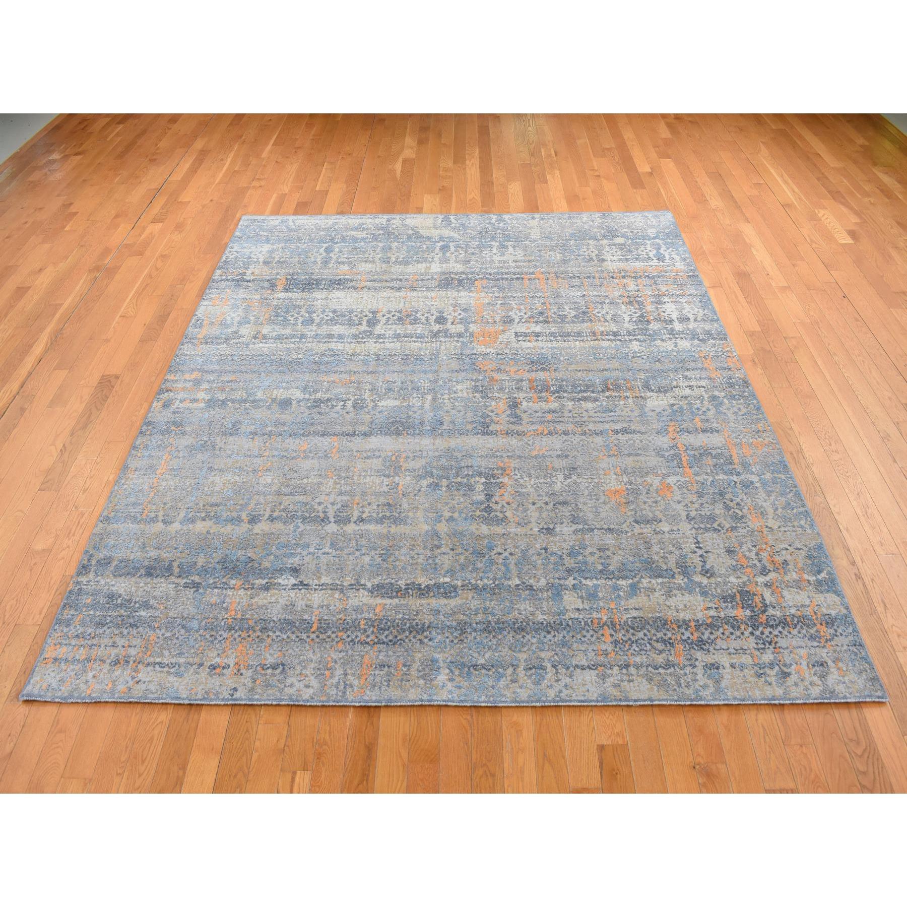 Blu cielo, seta con lana strutturata, tono su tono, design moderno all over, annodato a mano, Tappeto orientale
Materiali primari: Lana e seta
Lattice: No Pile 
altezza: 0,25 pollici
Stile: Di transizione
Colore primario: Blu
Colori secondari: