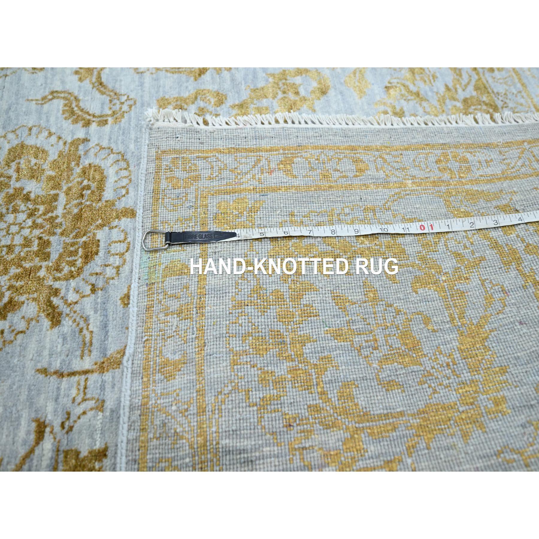 8'x10' Blau mit Brown Persischer Einfluss Design Wolle & Seide Handgeknüpfter Teppich im Angebot 5
